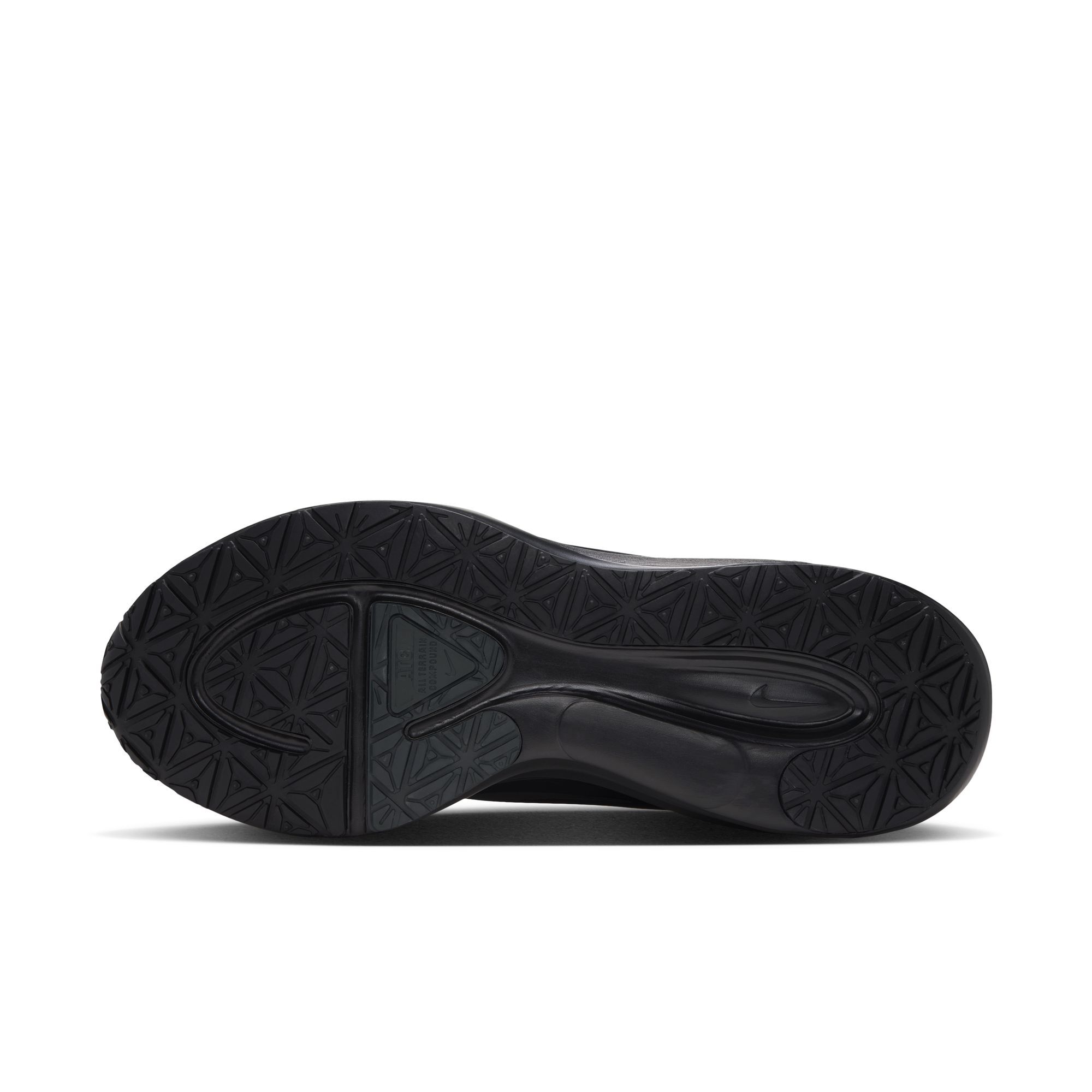 Nike Revolution 8 Utility image number 8