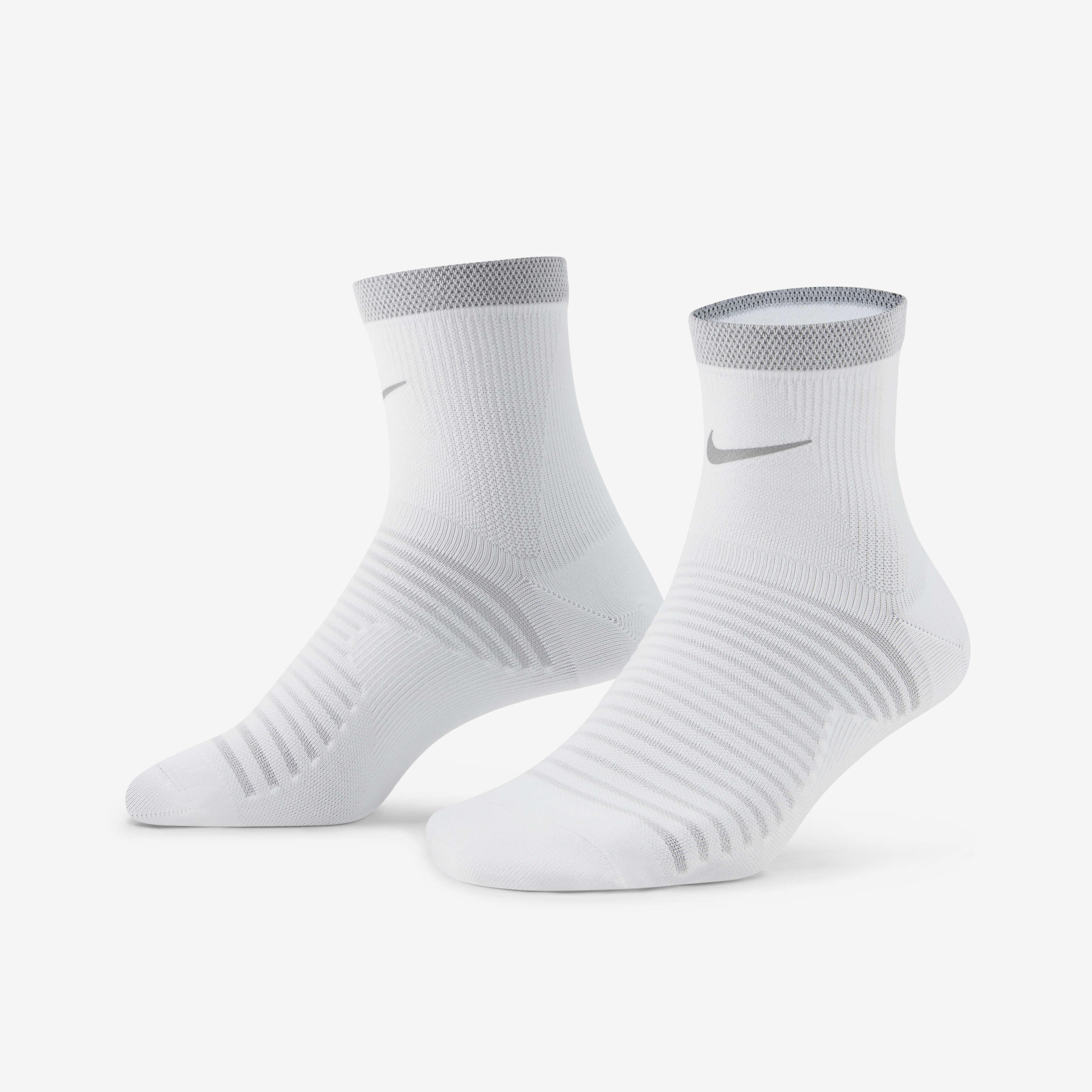 Shop Running Socks Online in Nike UAE Socks For Running