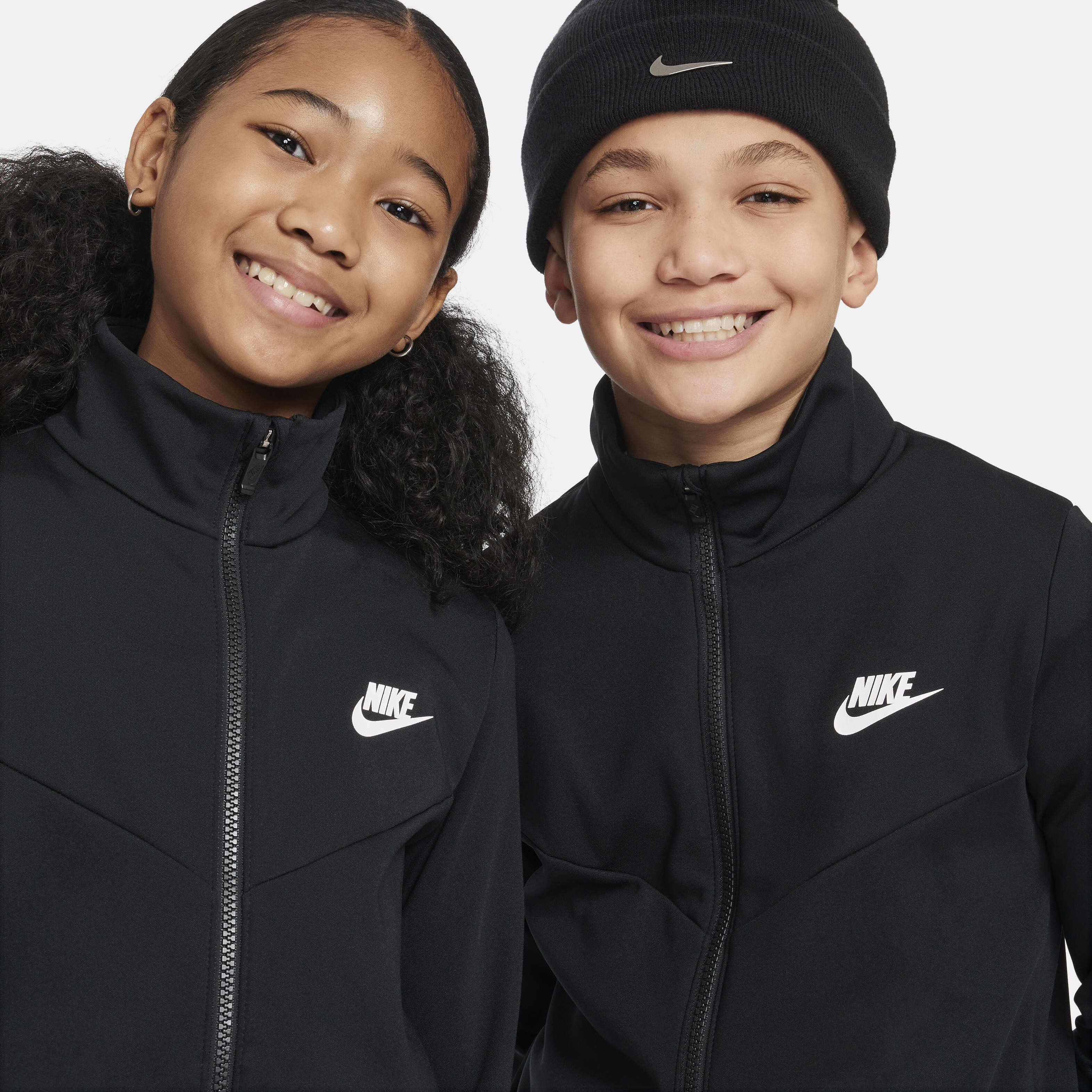 男の子 KIDS 150-160 まとめ売り NIKE アンダーアーマ 他 男の子 KIDS 150-160 まとめ売り NIKE アンダーアーマ 他