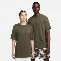 Nike Sportswear Premium Essentials