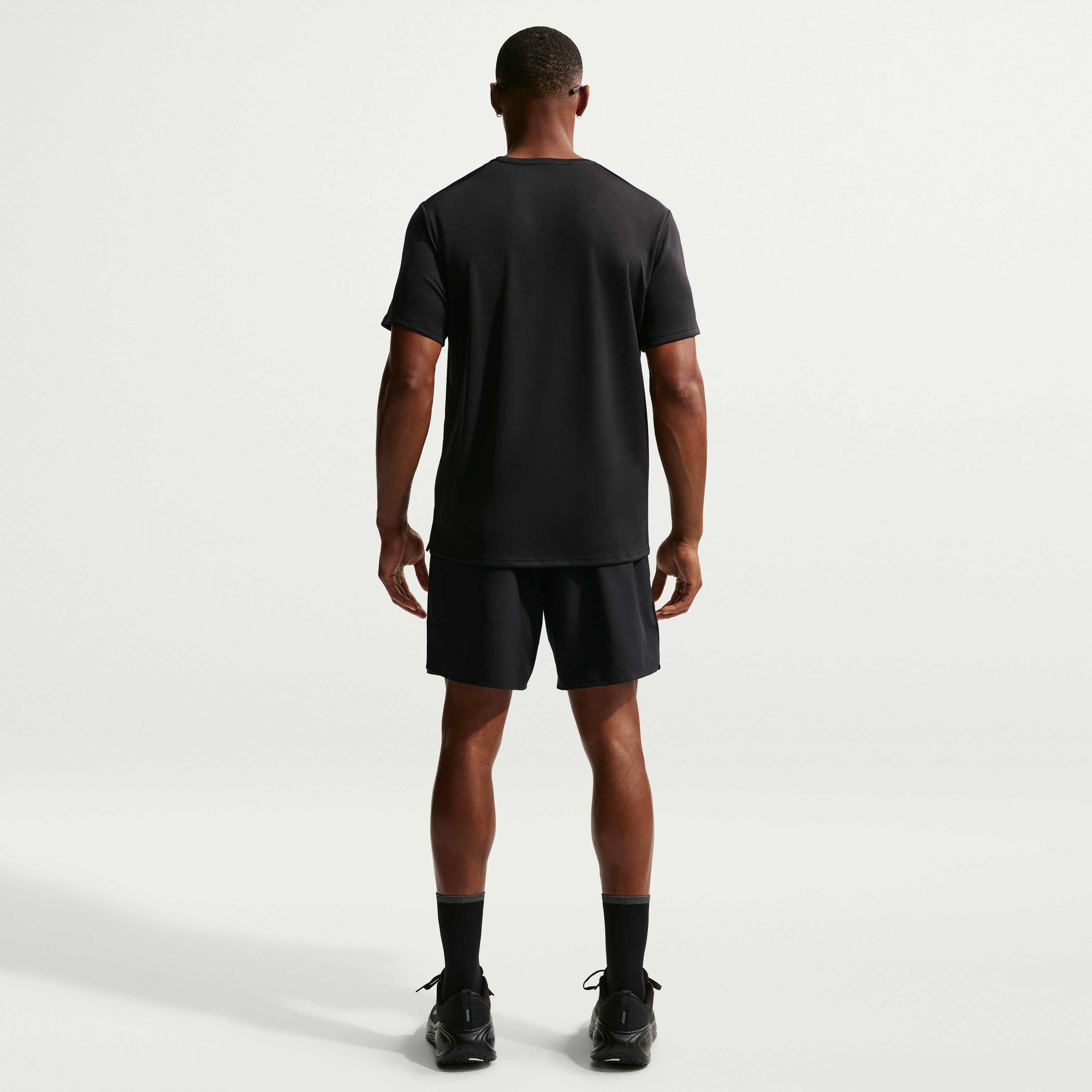 Nike Miler image number 4