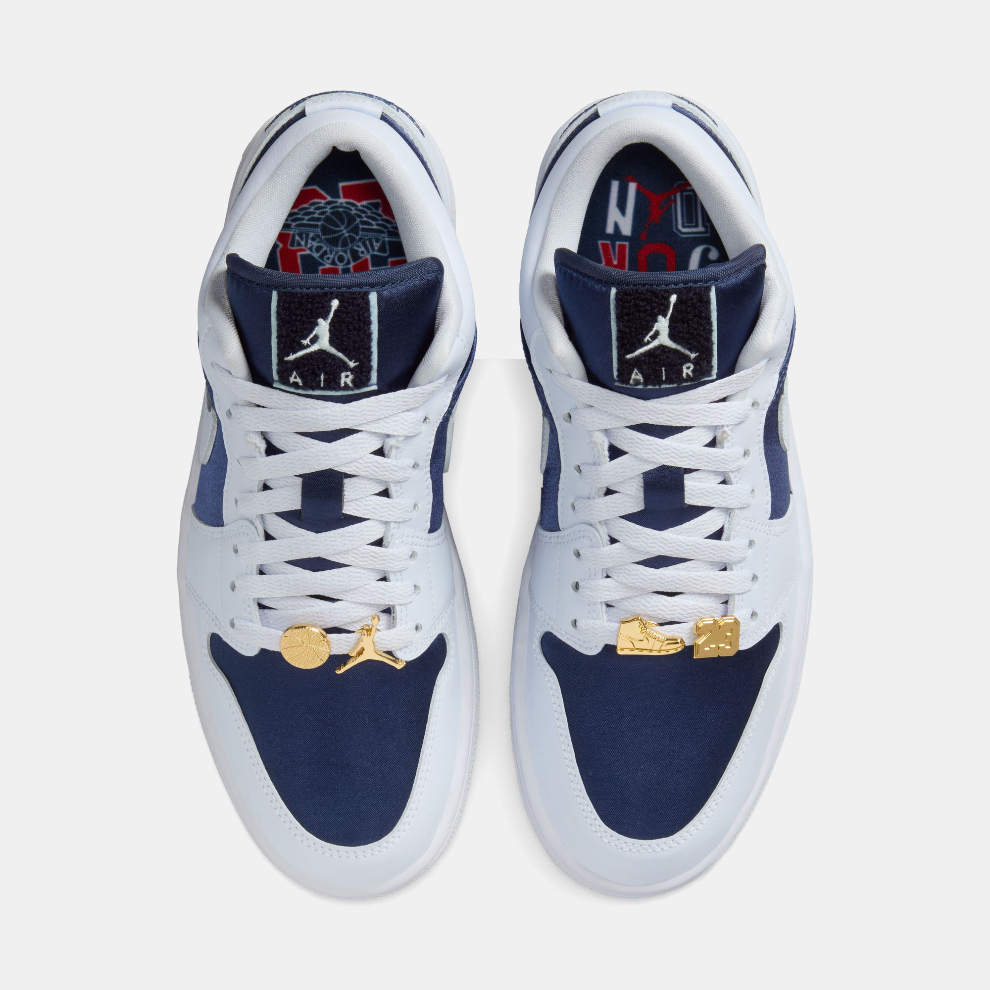 Air Jordan 1 Low SE image number 3