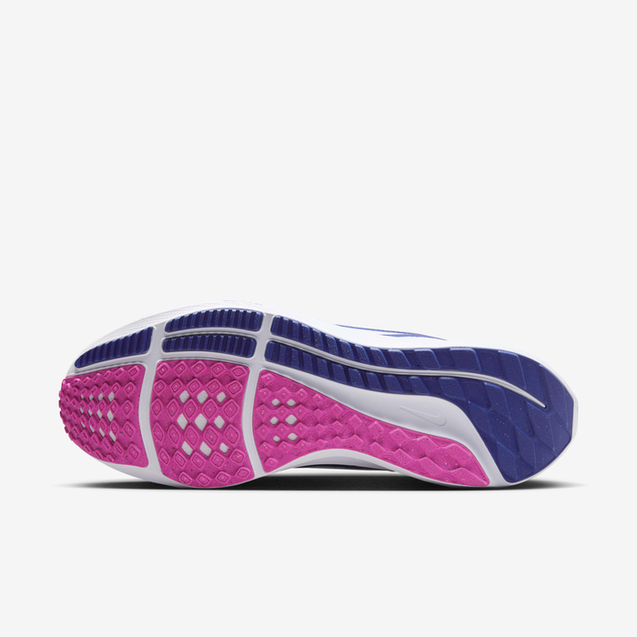 Nike Pegasus 40 image number 1 Nike Pegasus 40 image number 1