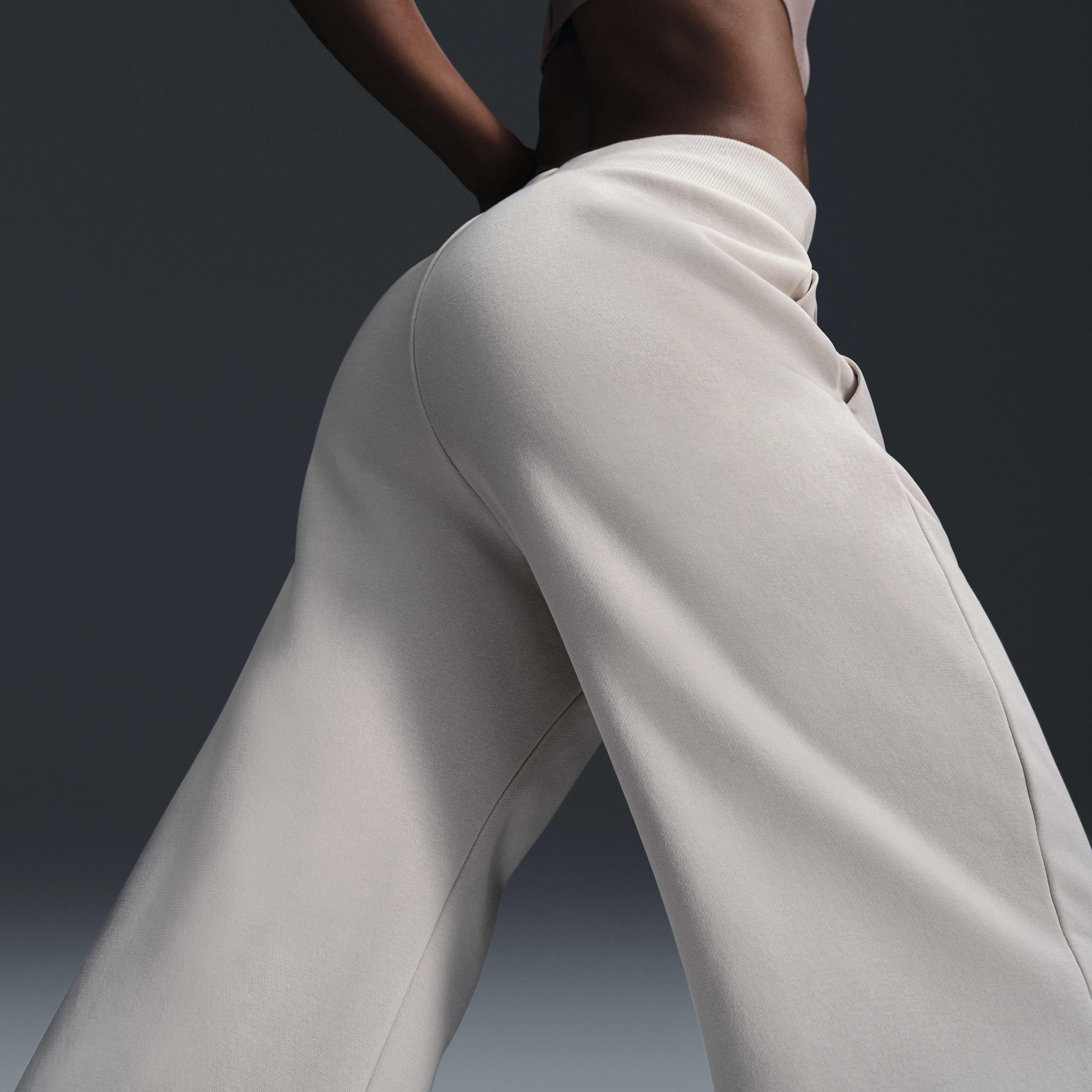 Nike Sportswear Phoenix Fleece image number 2