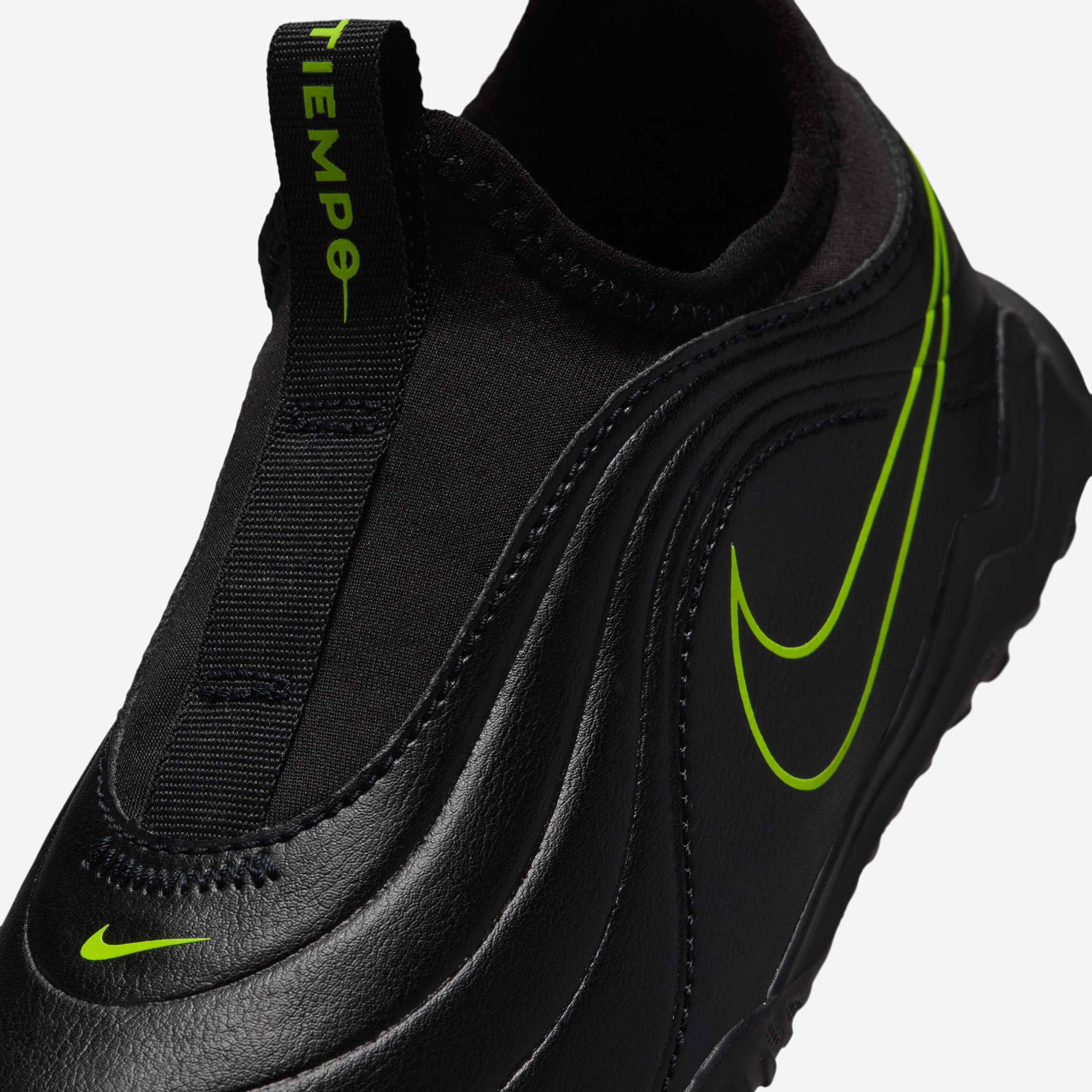 Nike Jr. Tiempo Maestro Flex image number 6