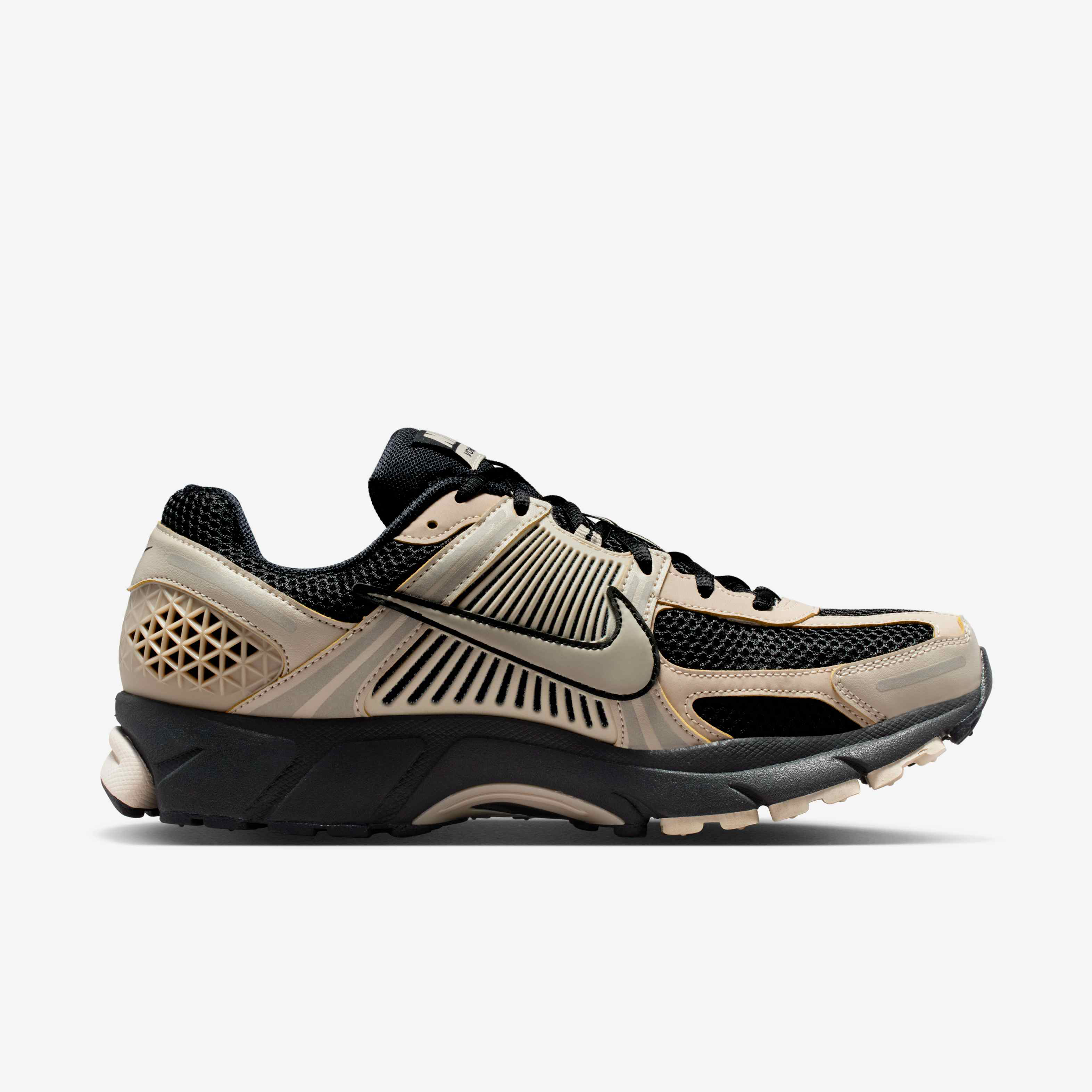 Nike Zoom Vomero 5 image number 2