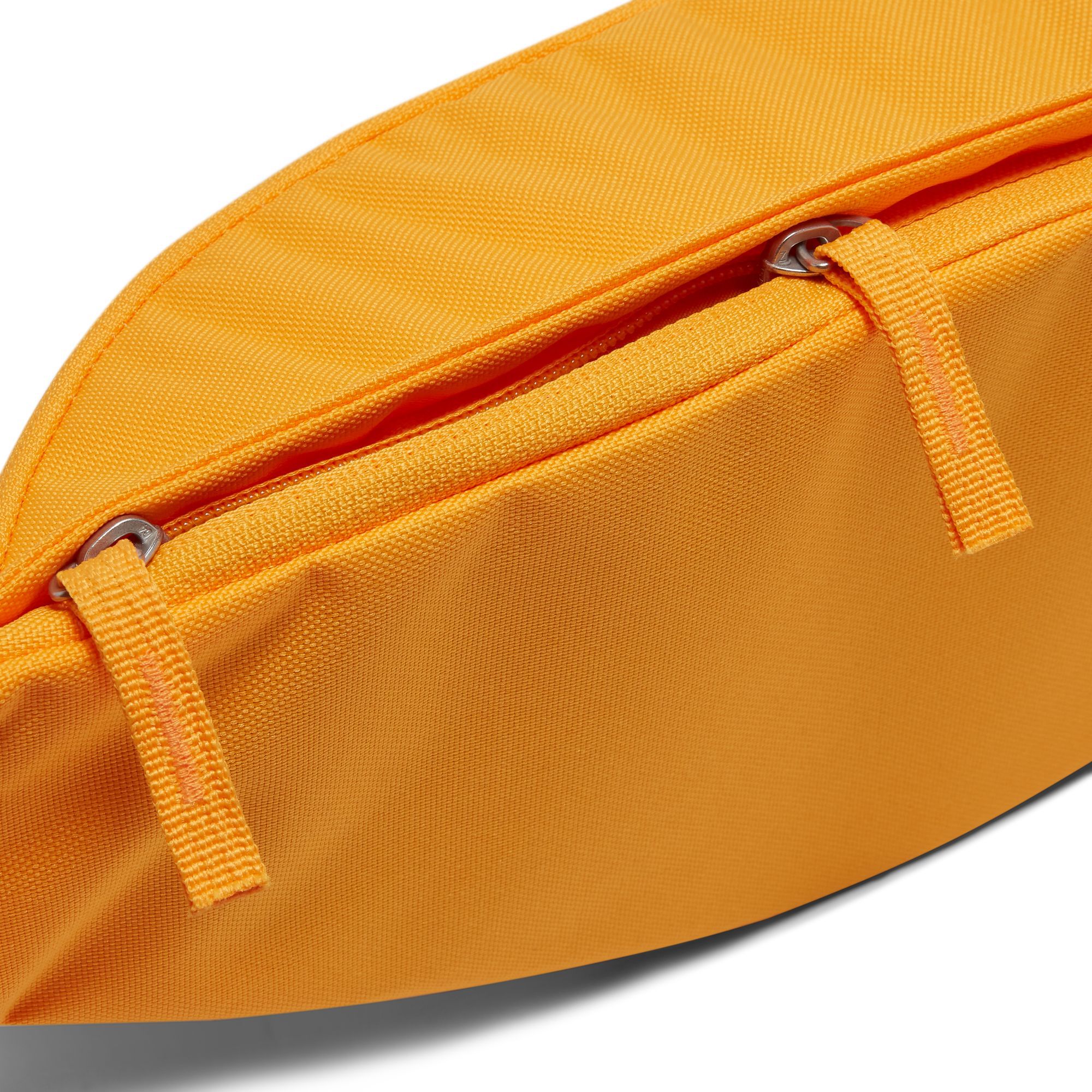 Nike Heritage image number 6