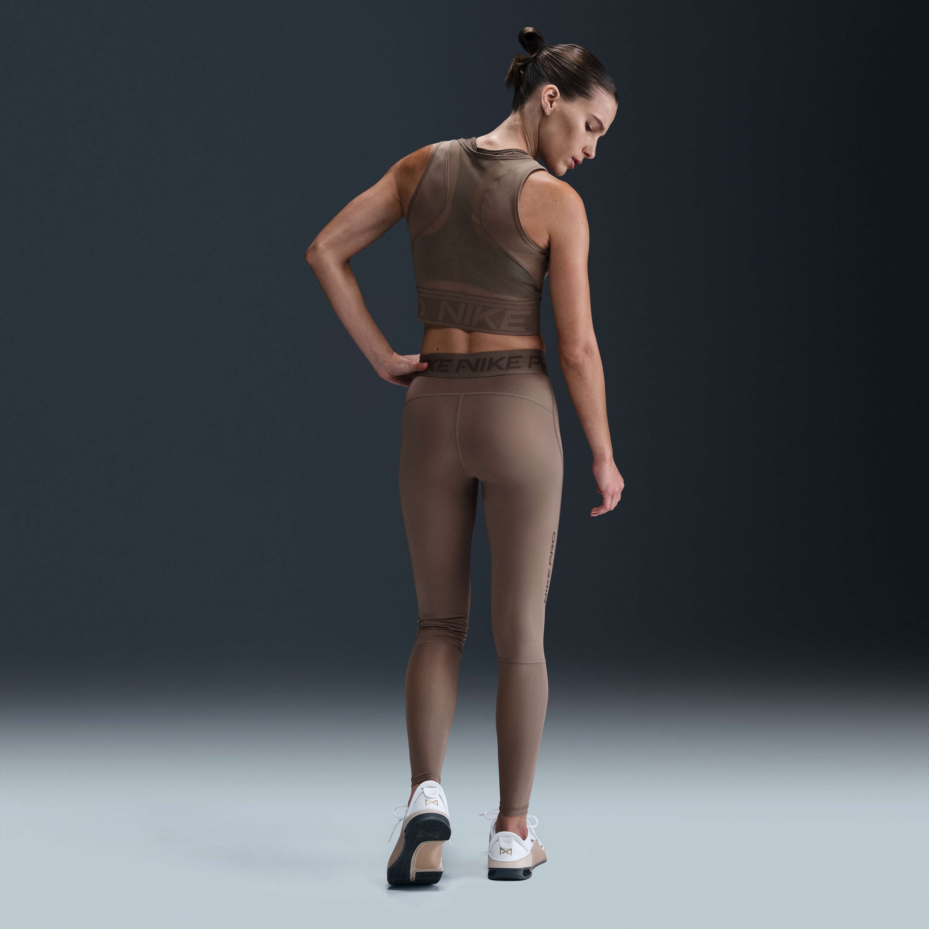 نايكي برو image number 4