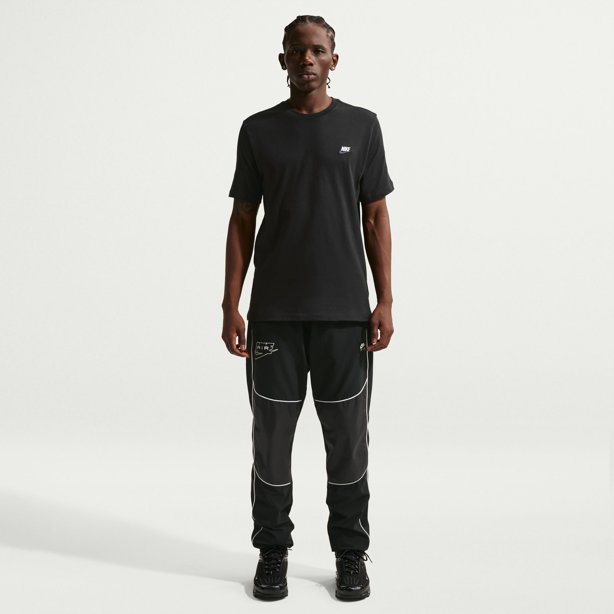 Nike Sportswear Club image number 0