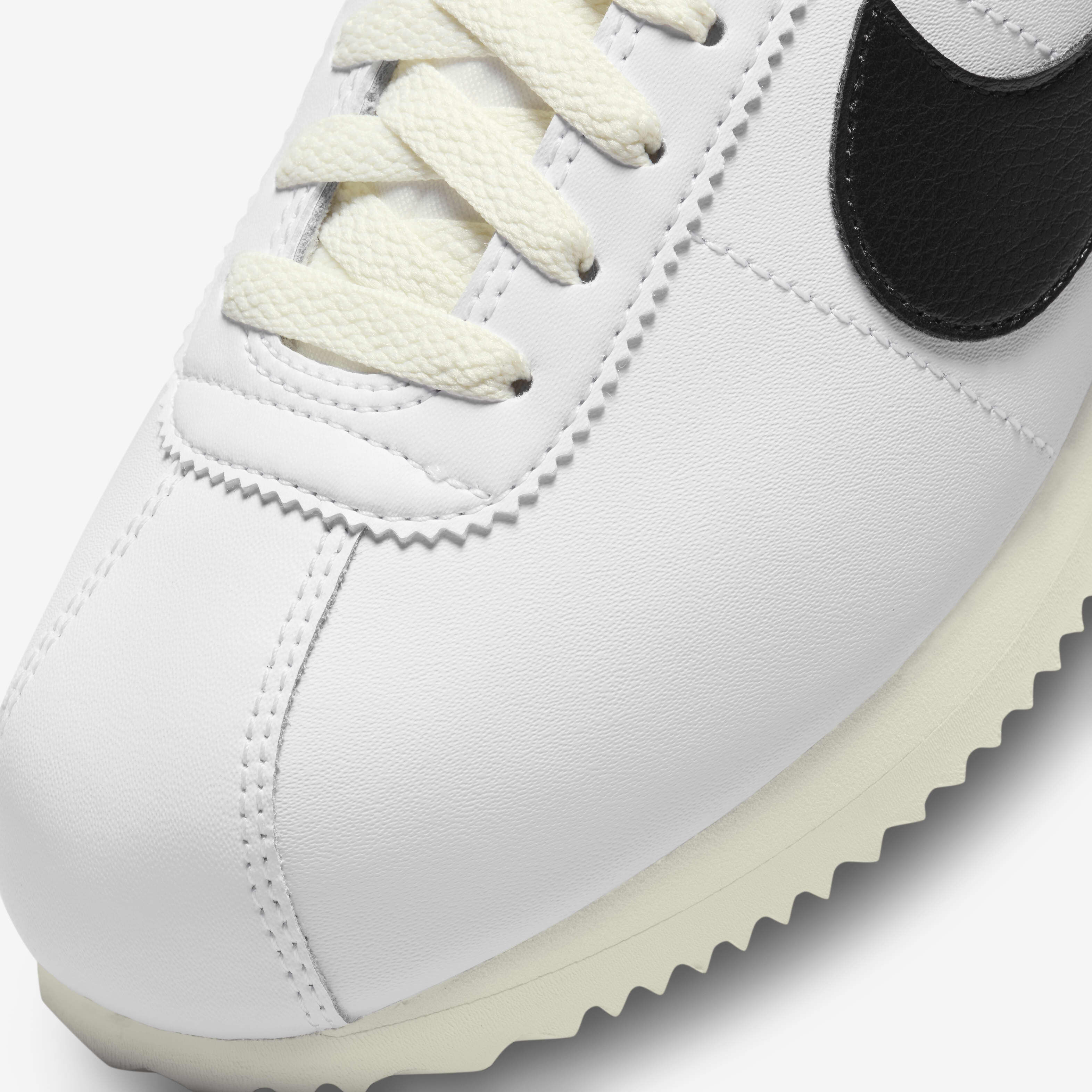 Buy Nike Cortez Leather Women s Shoes Nike UAE Official