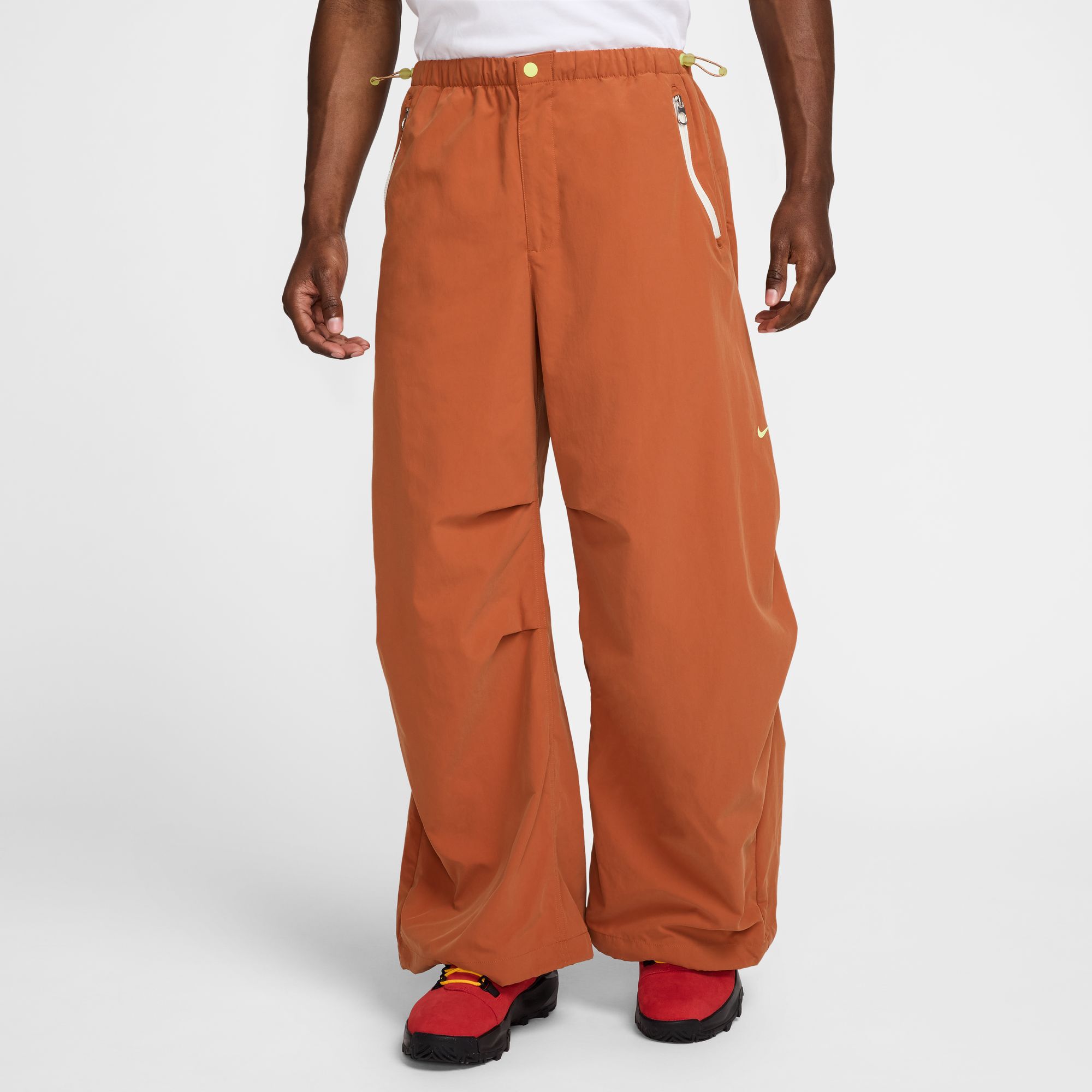 Nike parachute pants shop