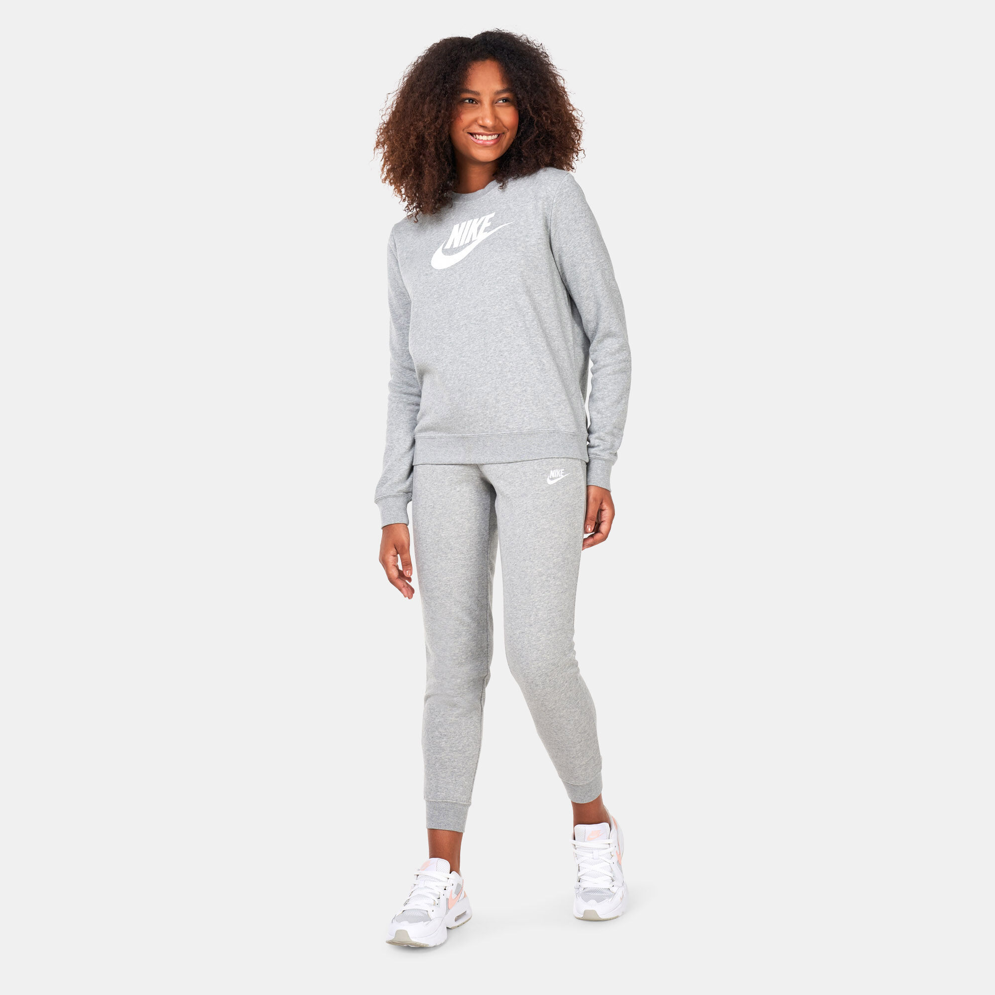 Womens slim fit nike sales joggers