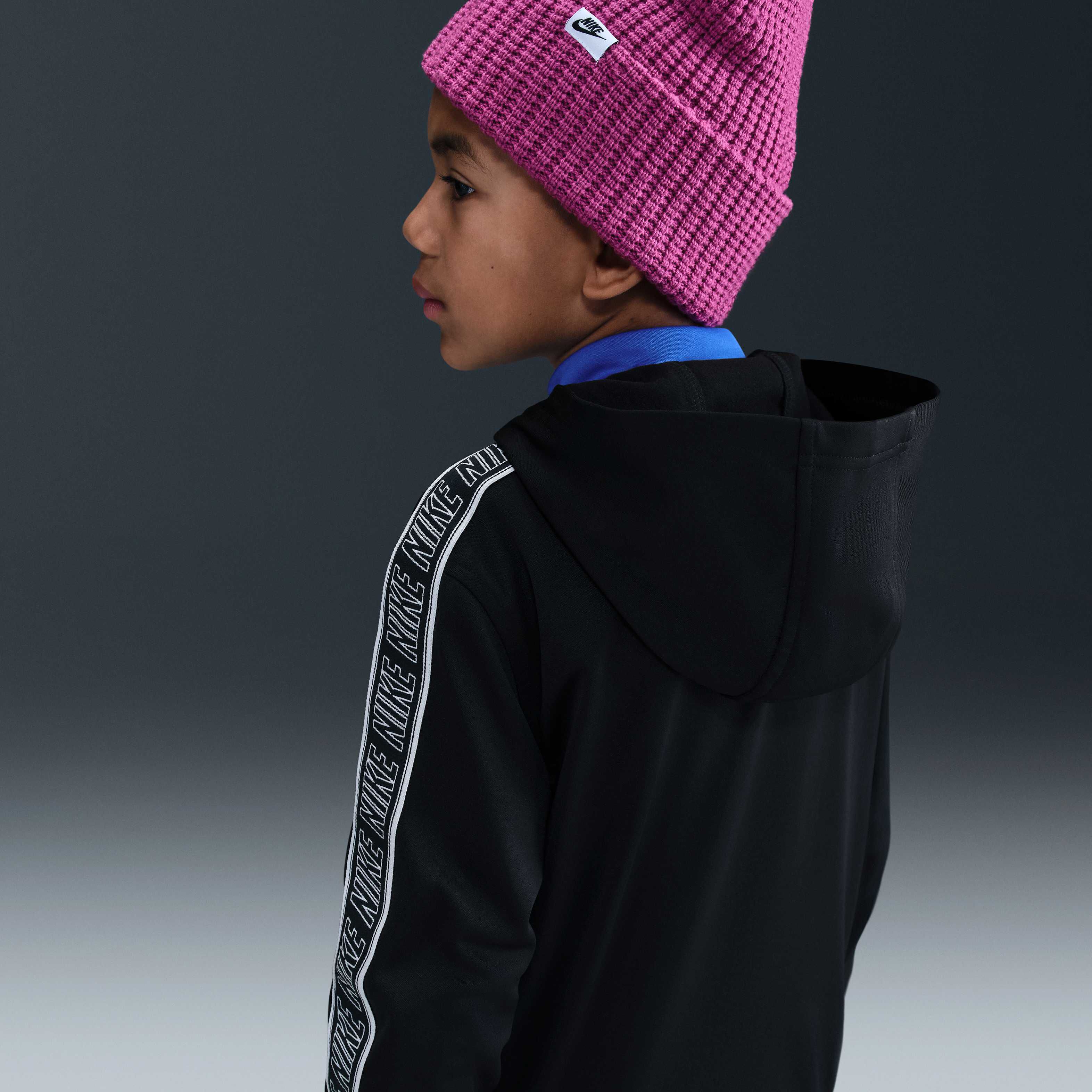 Nike Sportswear Club image number 4