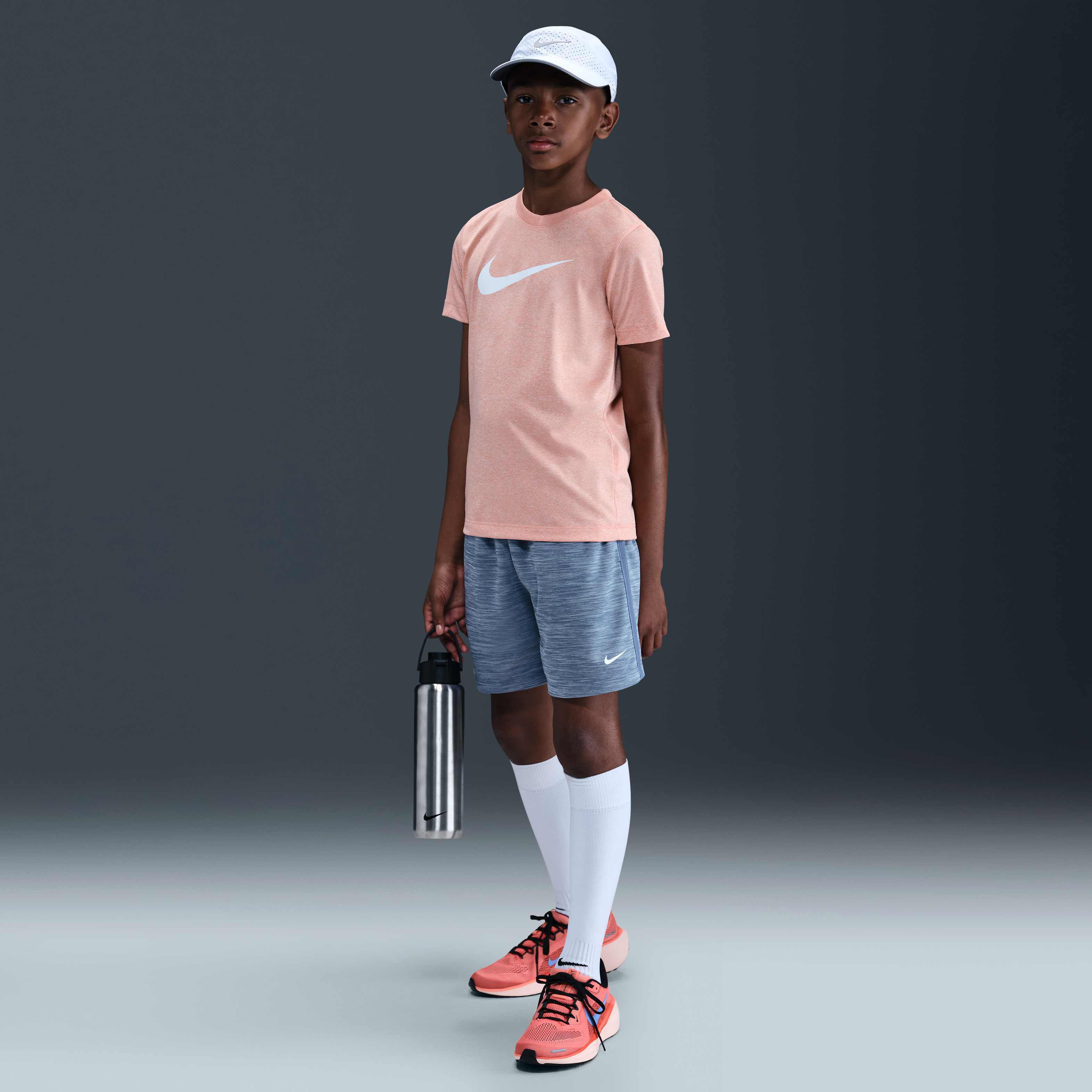 نايكي مالتي image number 0