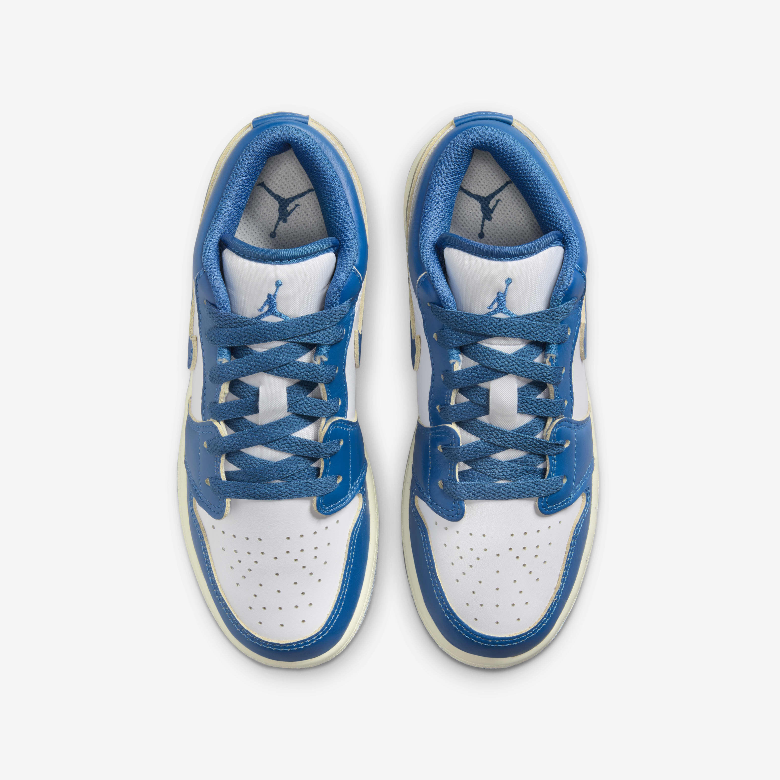Air Jordan 1 Low SE image number 3
