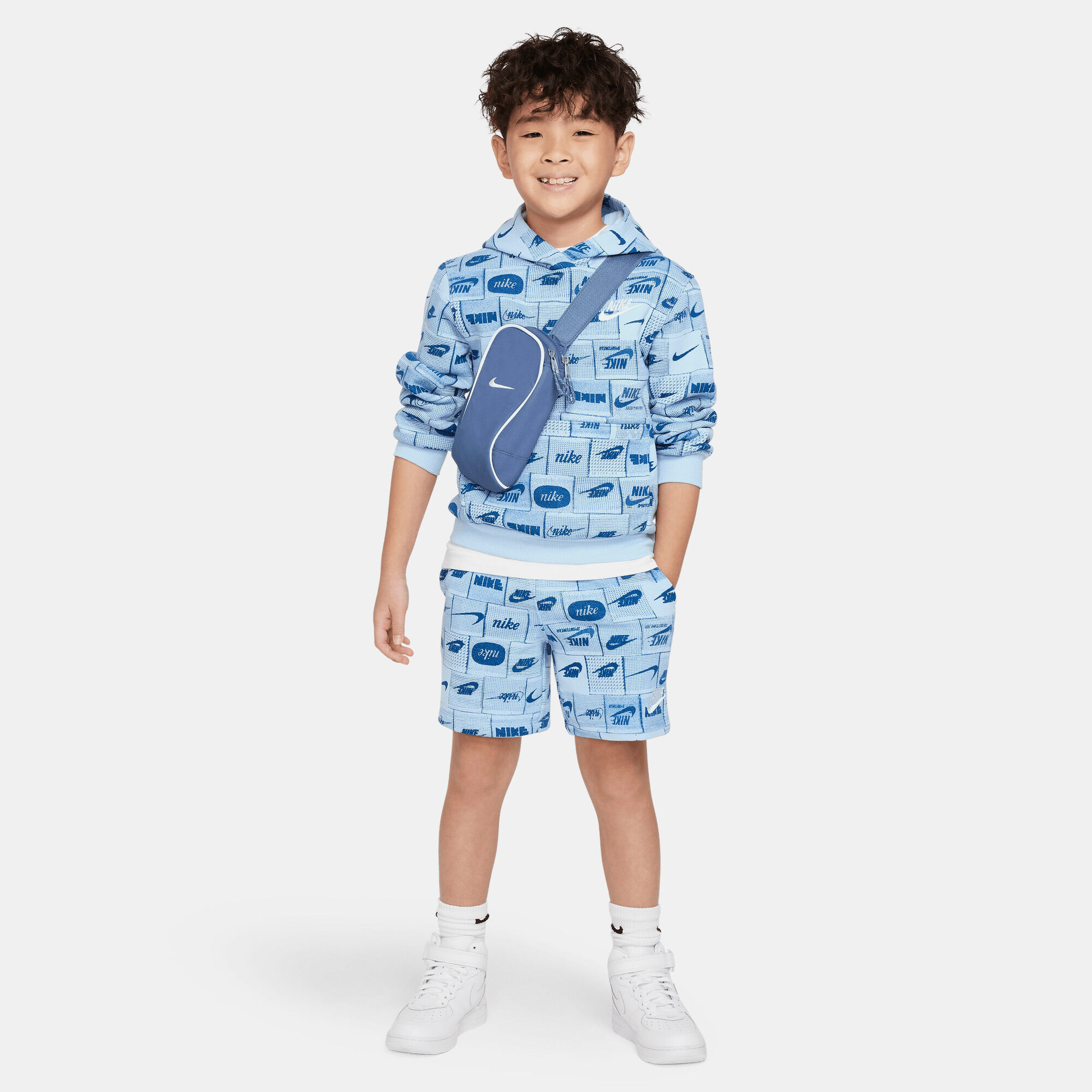 نايكي سبورتسوير كلوب image number 4