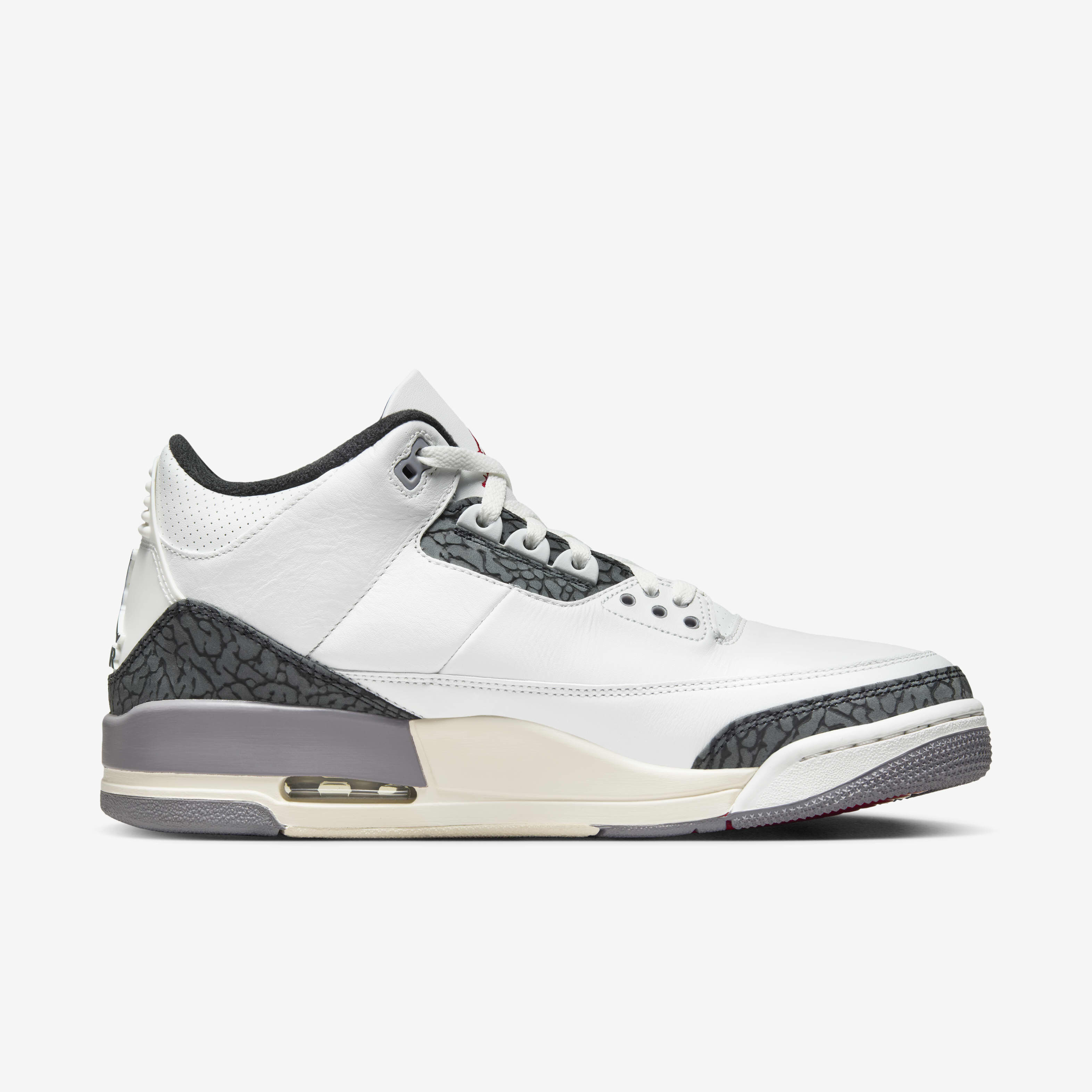 Air Jordan 3 Retro image number 2