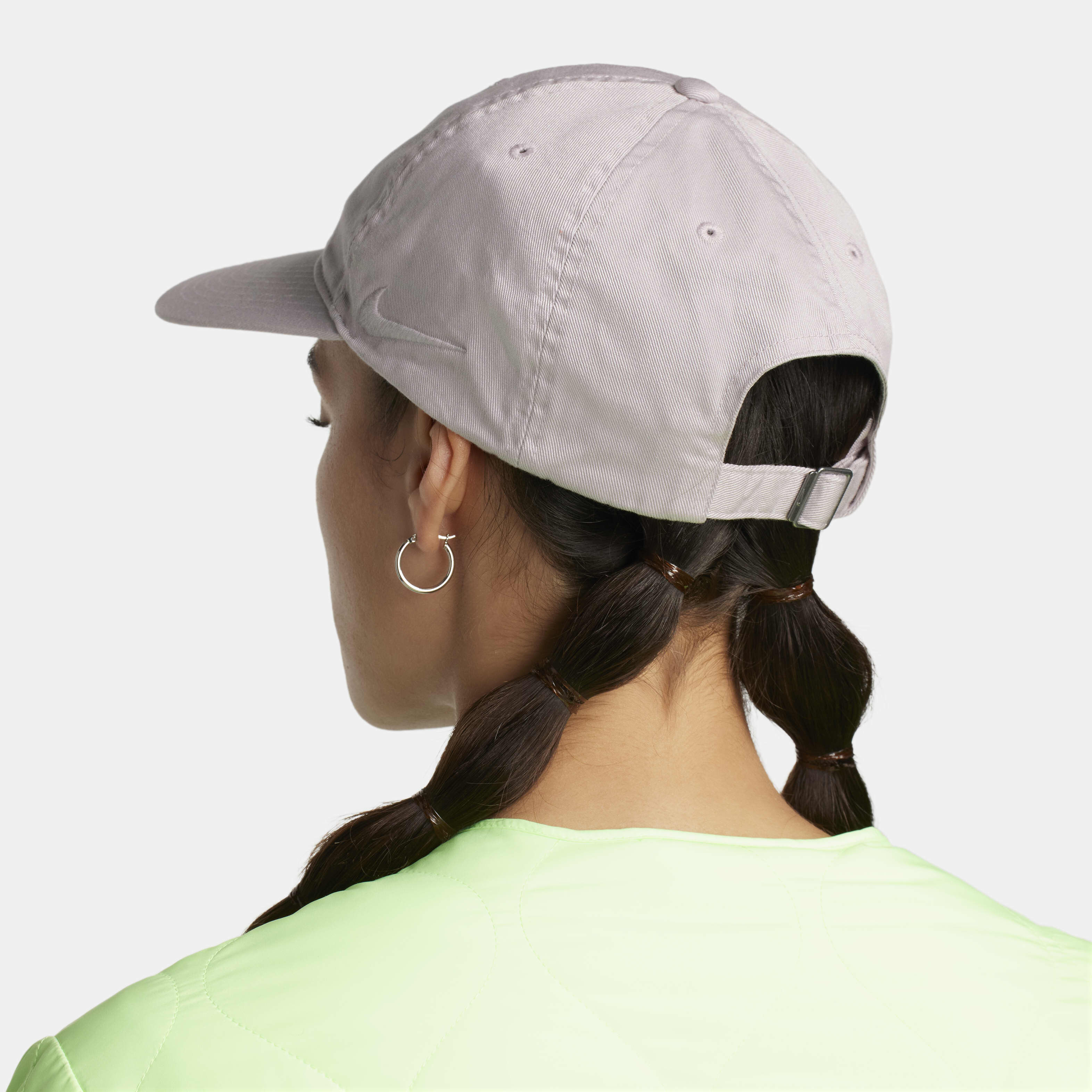 نايكي كلوب image number 1