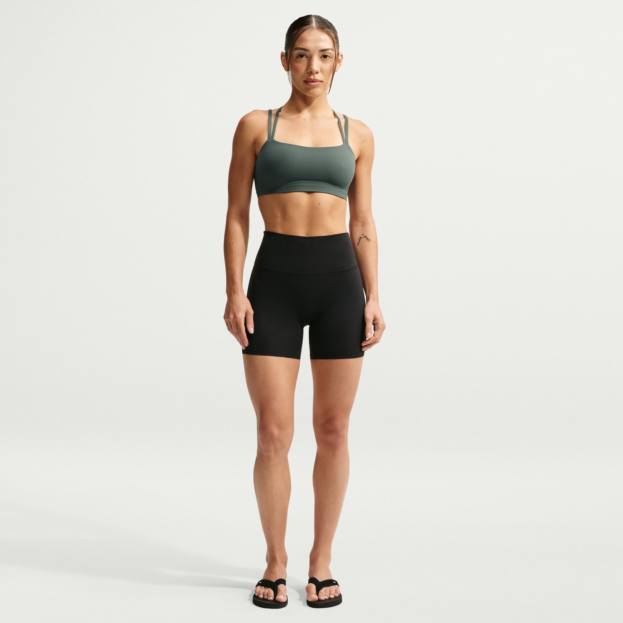 Nike Zenvy Strappy image number 0