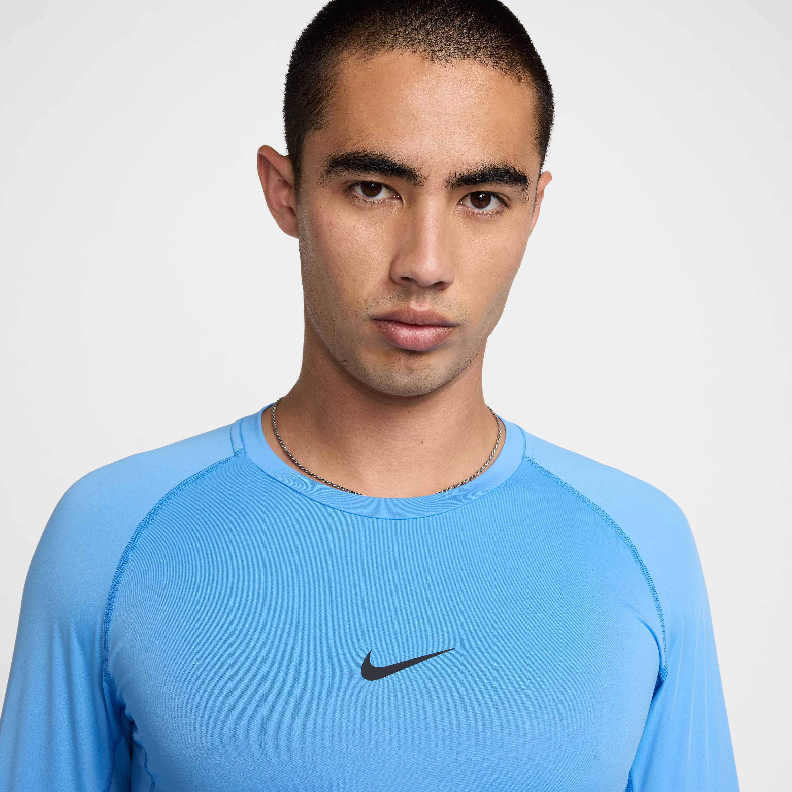 Nike Pro image number 2
