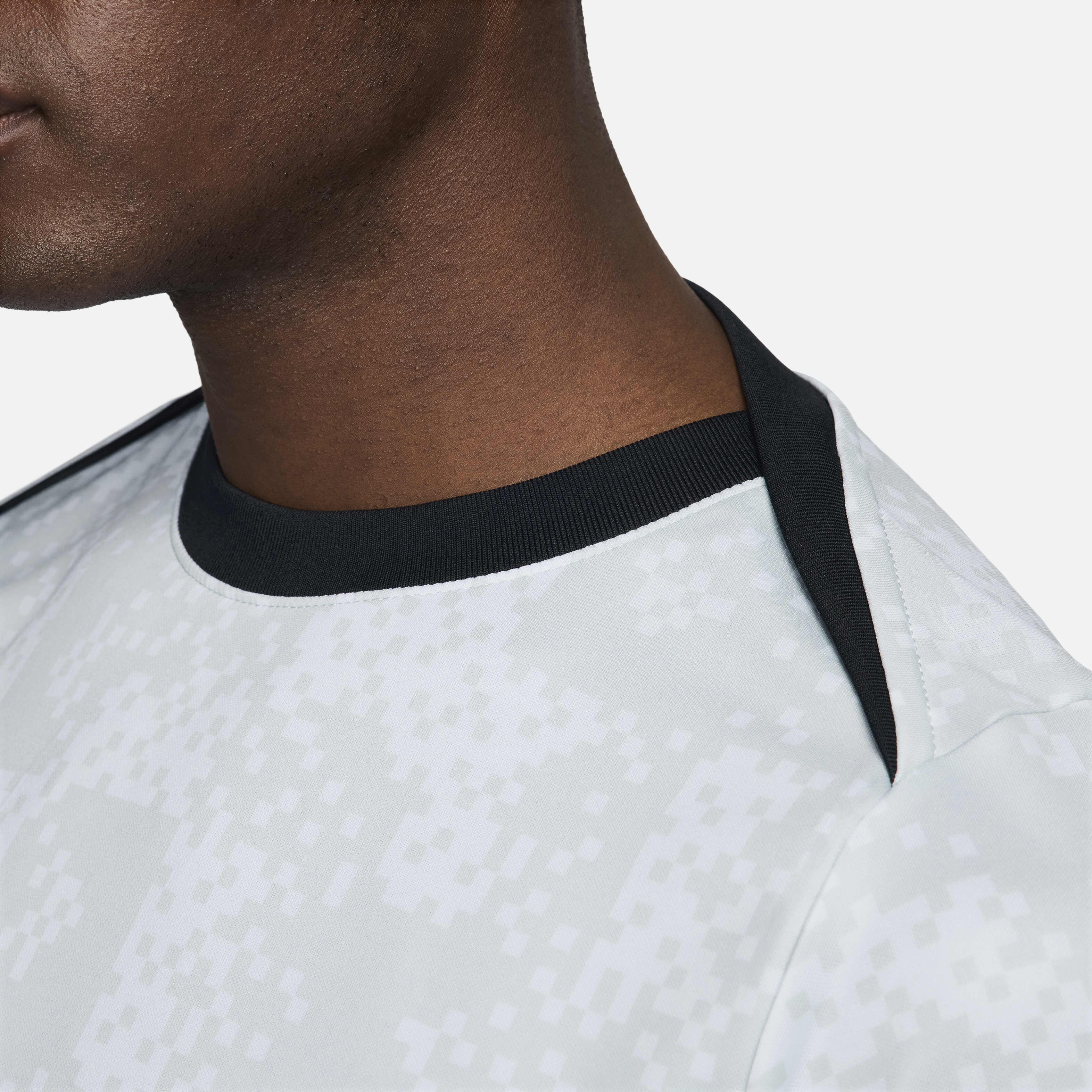 Nike Academy Pro image number 4