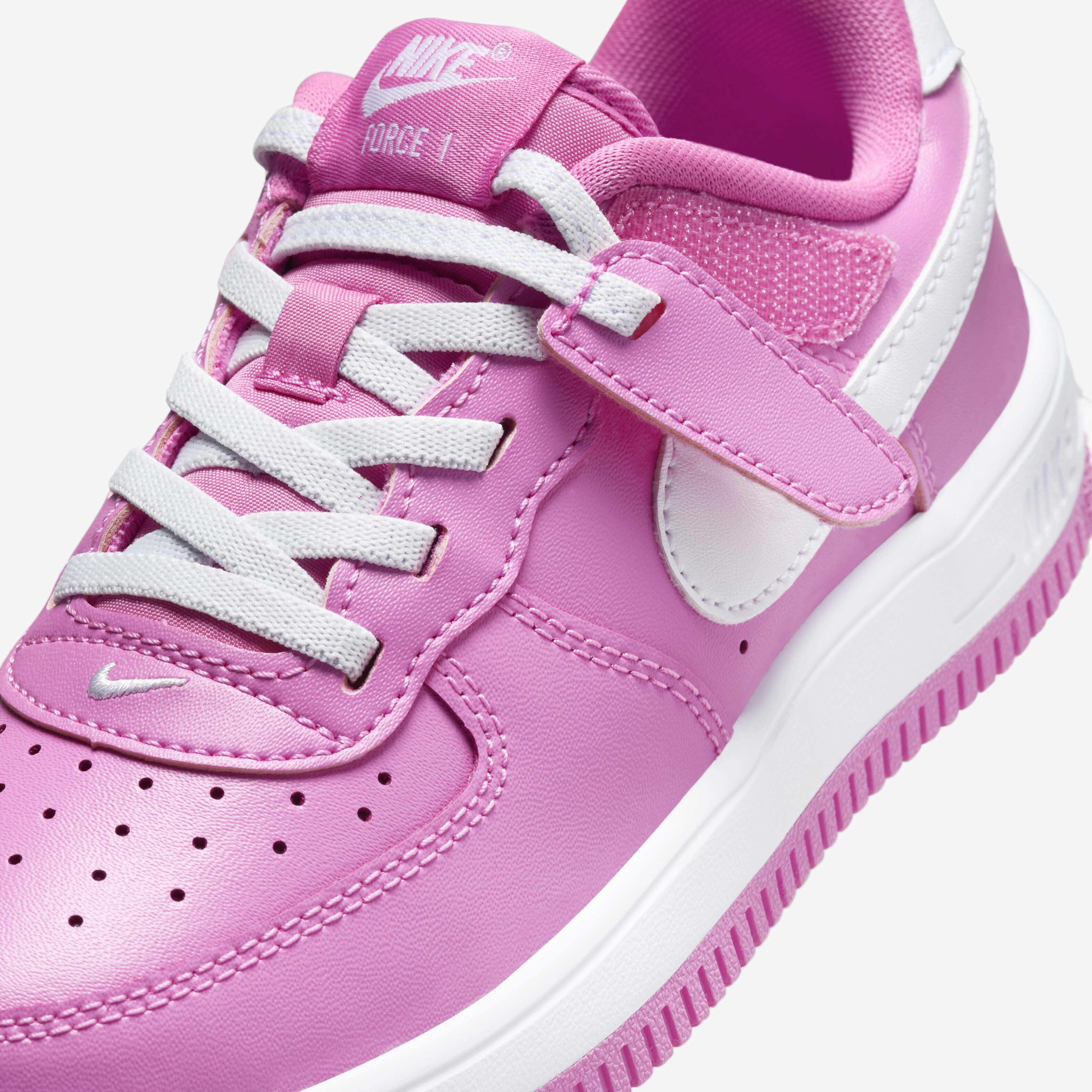 Nike Force 1 Low EasyOn image number 6