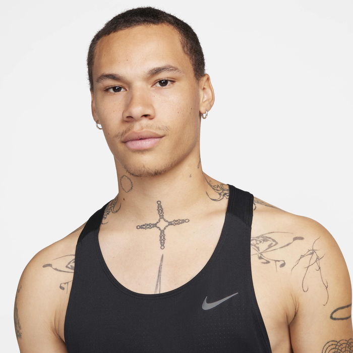 Nike Fast image number 2 Nike Fast image number 2