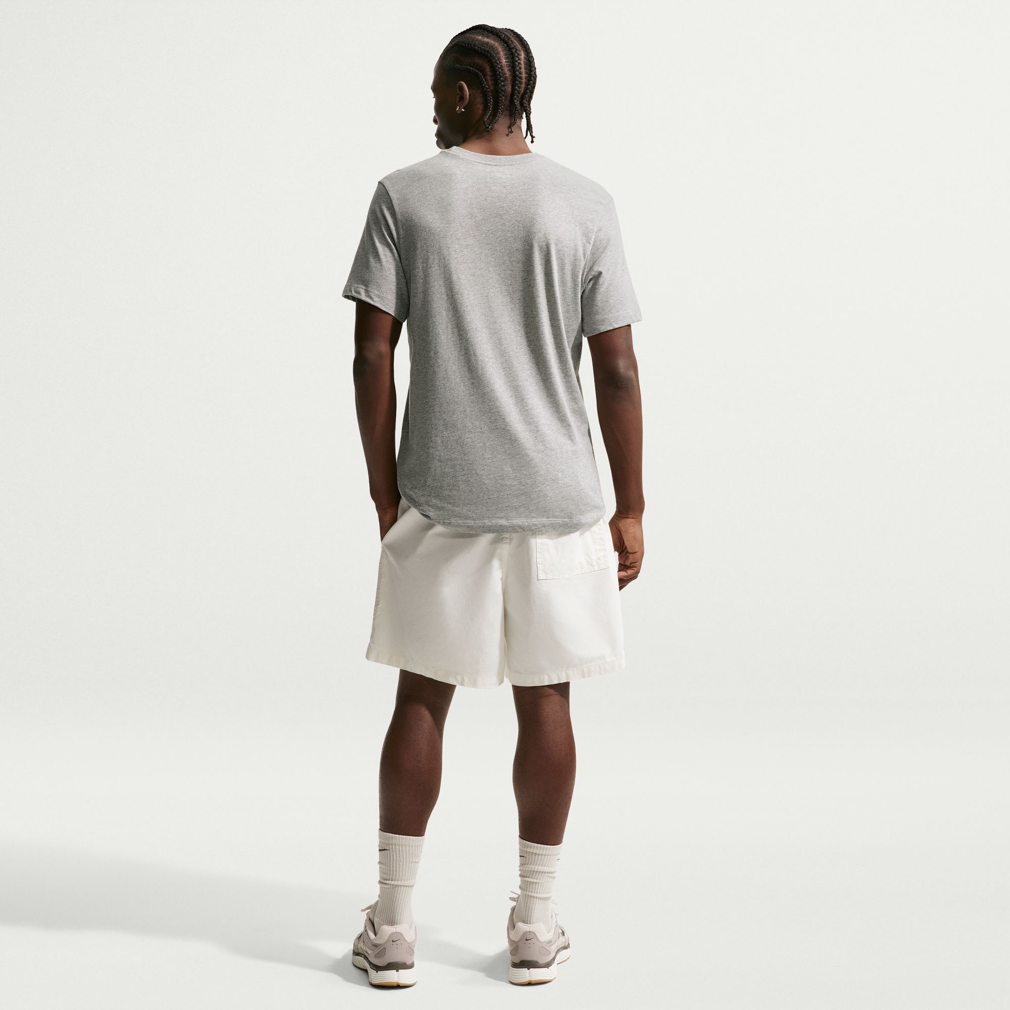Nike Sportswear Club image number 4