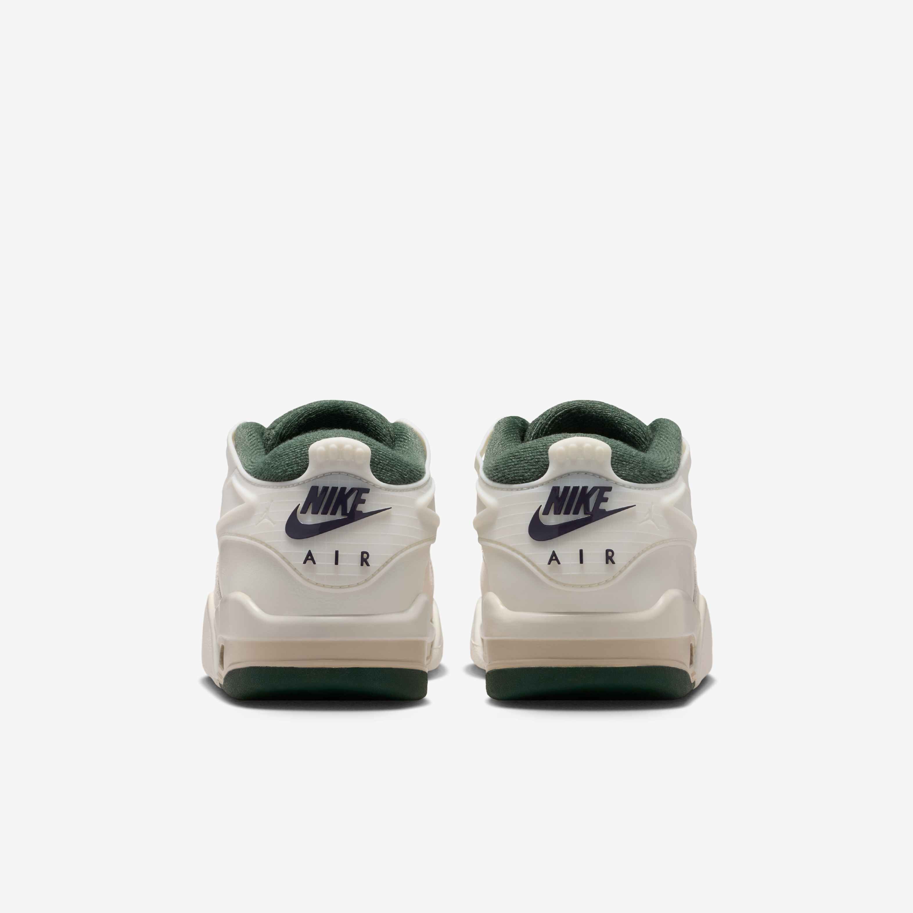 Air Jordan 4 RM image number 5