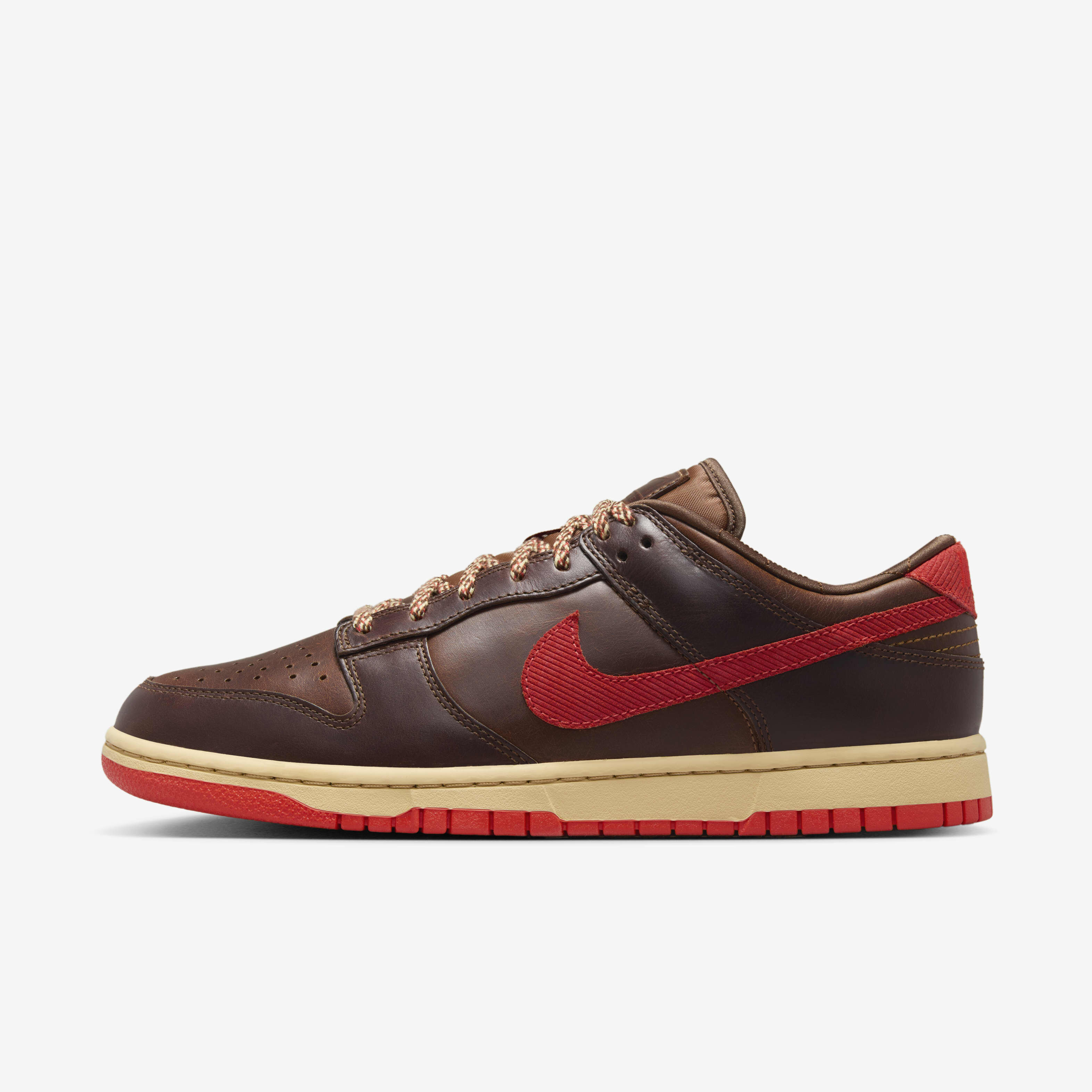 Nike Dunk Low Retro image number 0