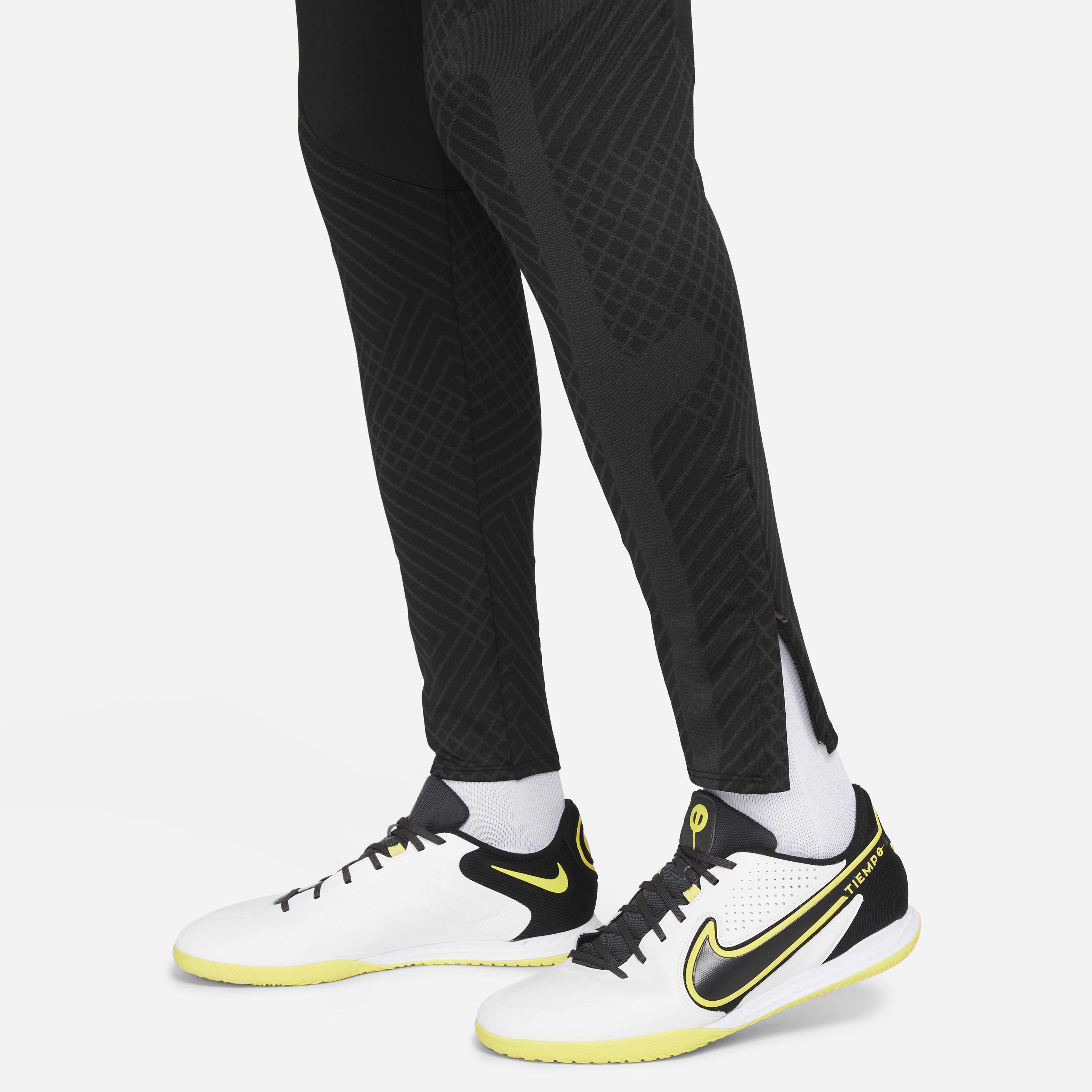 Nike Dri-FIT Strike image number 4