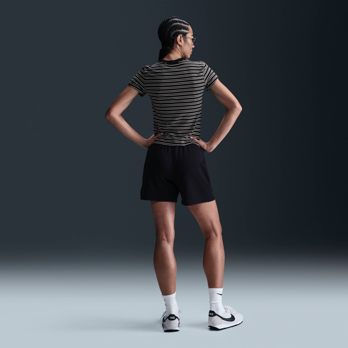 نايكي سبورتسوير تشيل نت image number 4 نايكي سبورتسوير تشيل نت image number 4