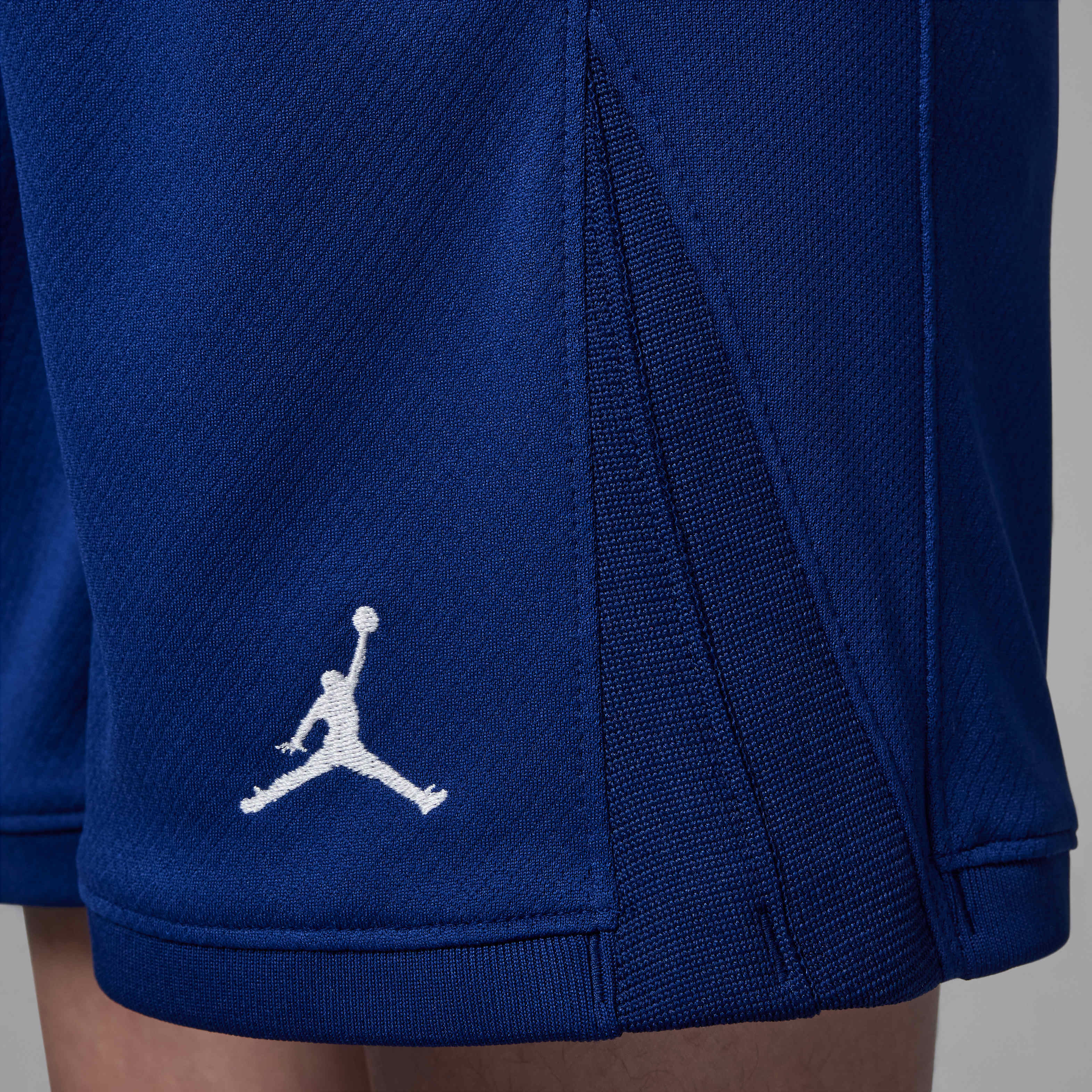 Paris Saint-Germain 2025 Stadium Fourth image number 12