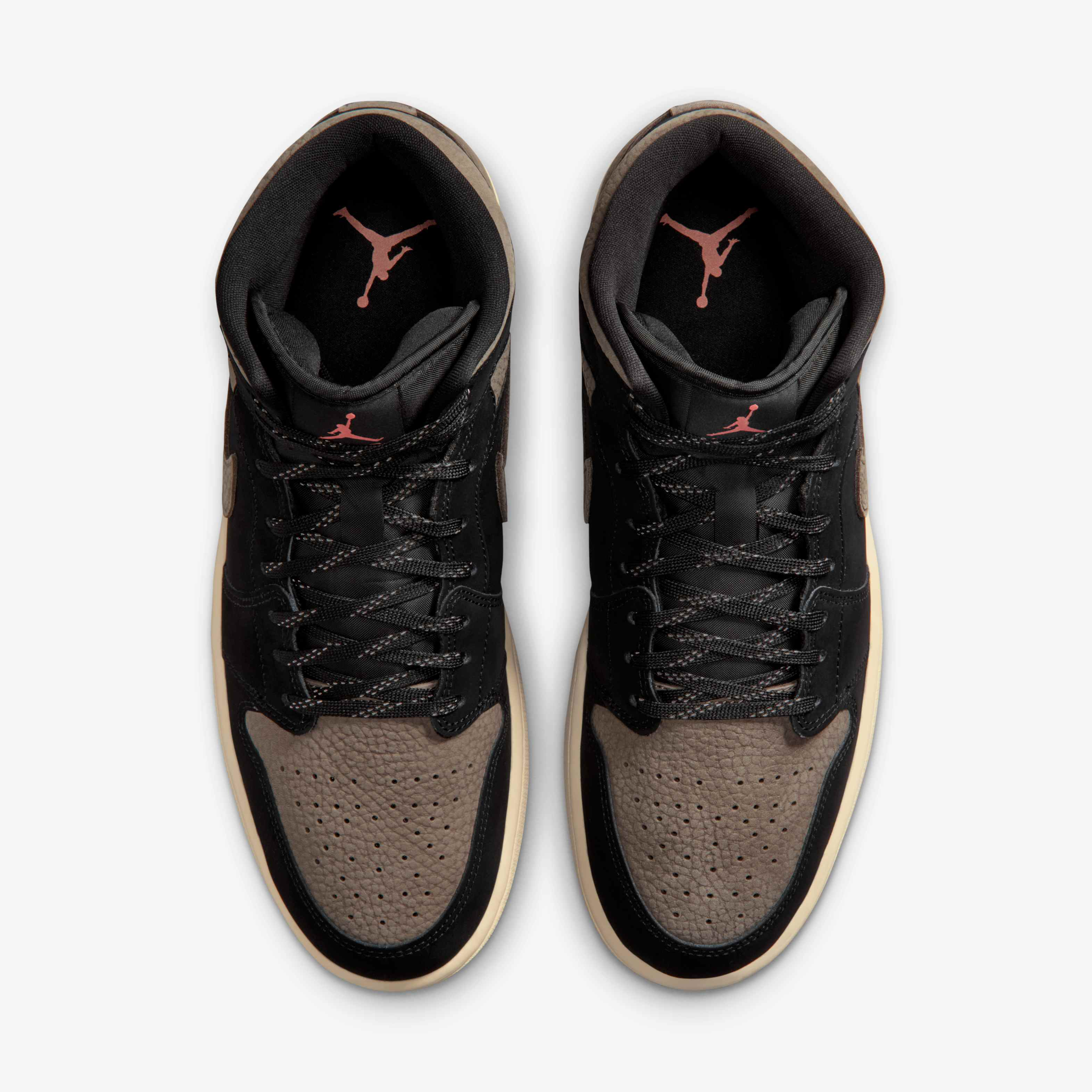 Air Jordan 1 Mid SE image number 3
