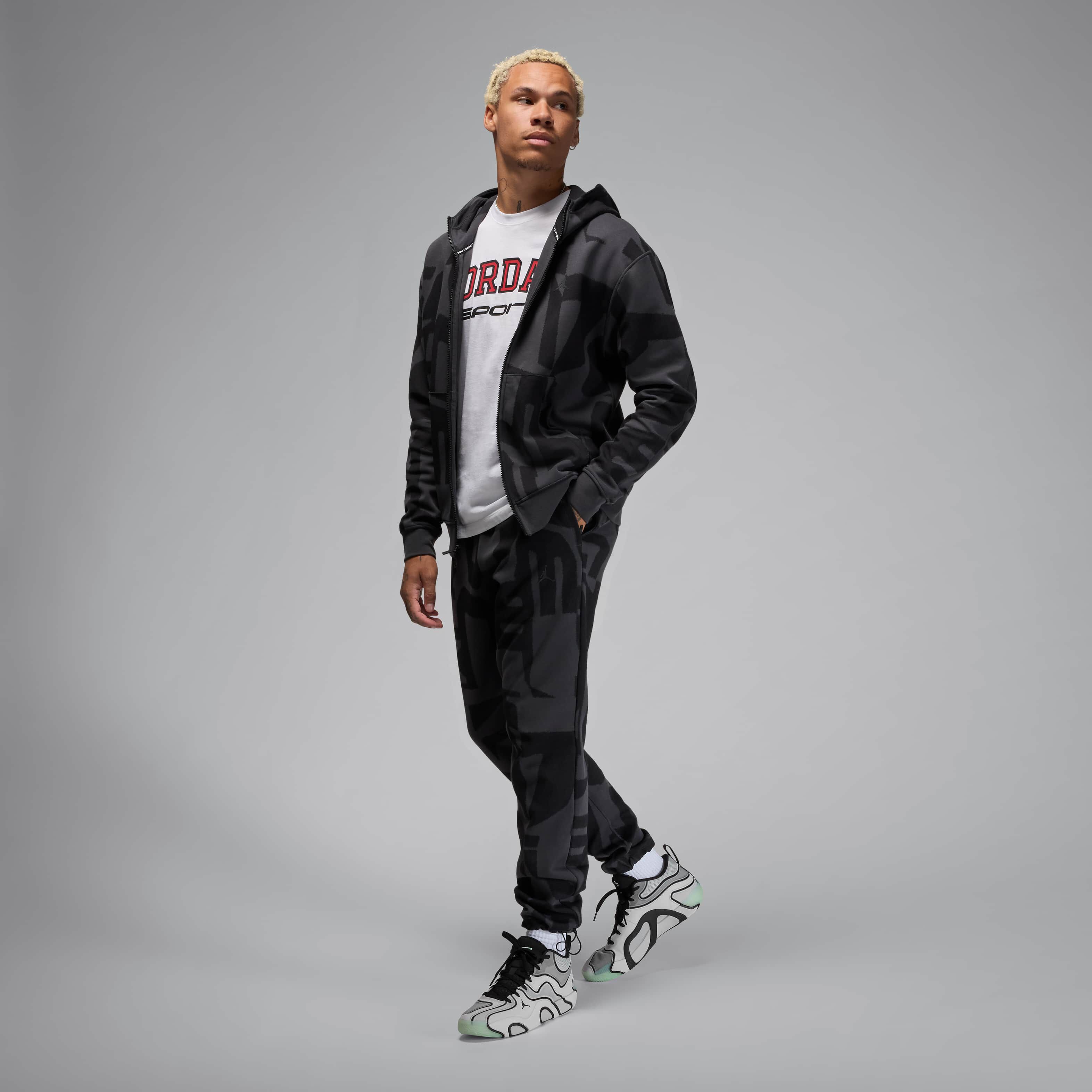 Tatum 3 'Sidewalk Chalk' image number 11