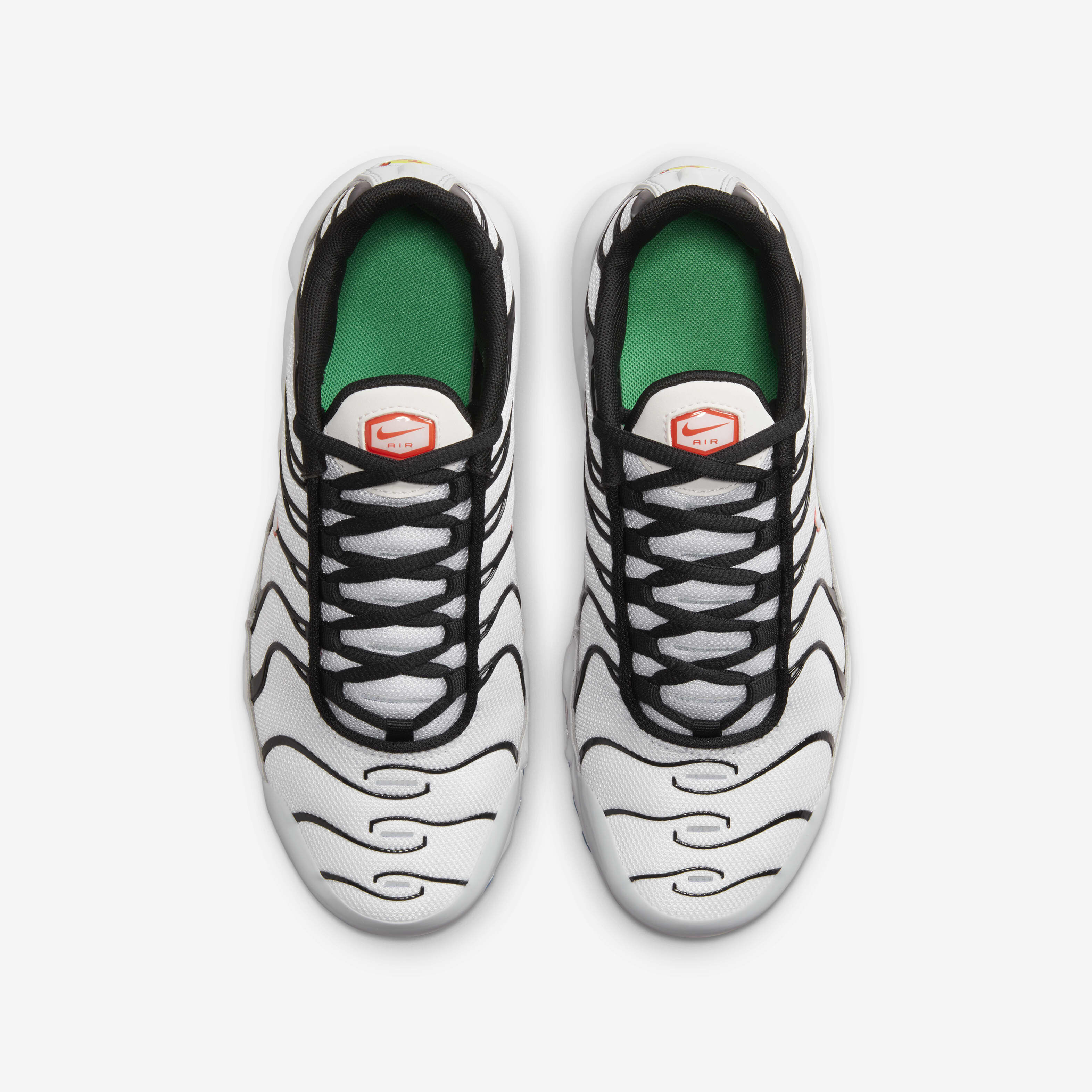 Nike Air Max Plus image number 3