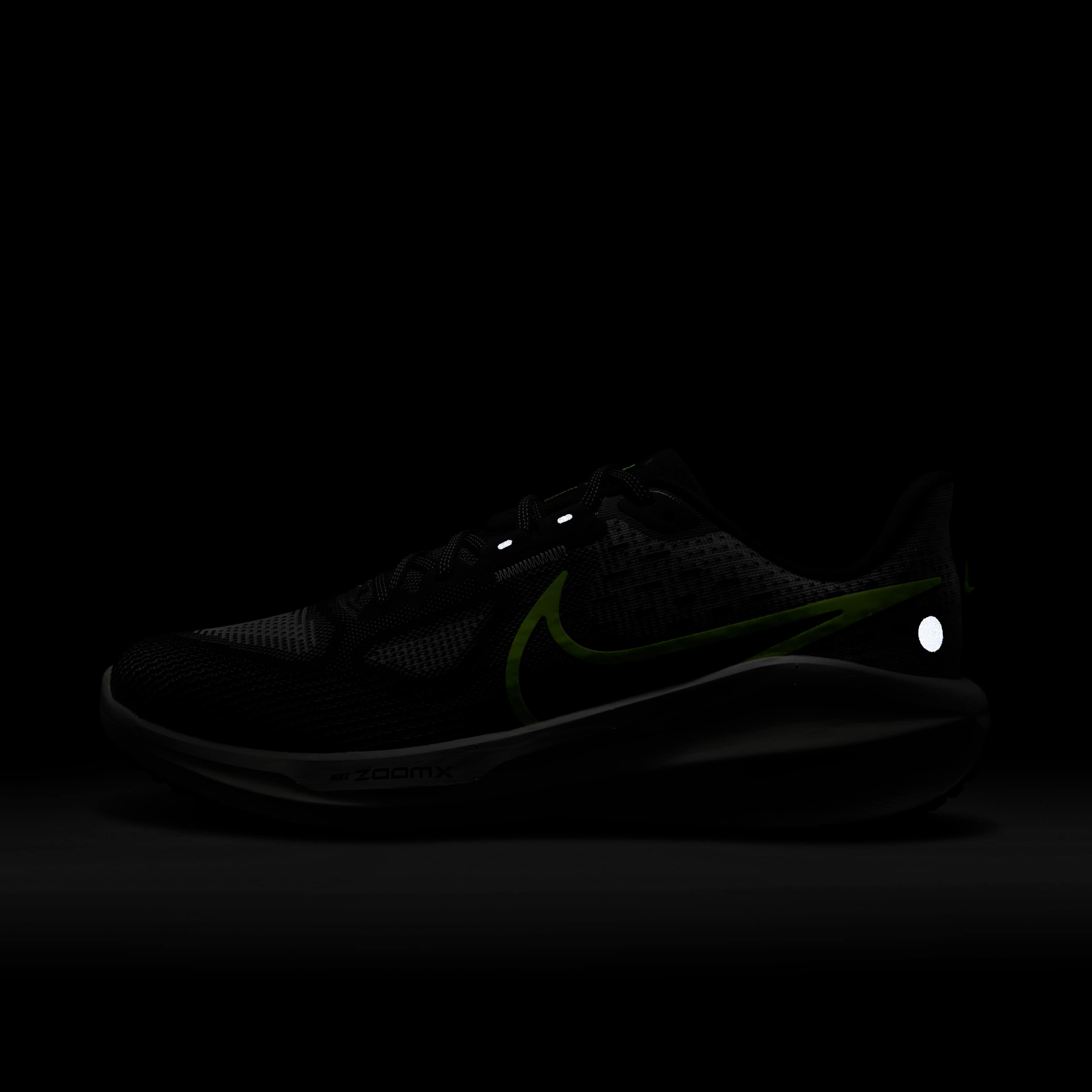 Nike Vomero 17 image number 11