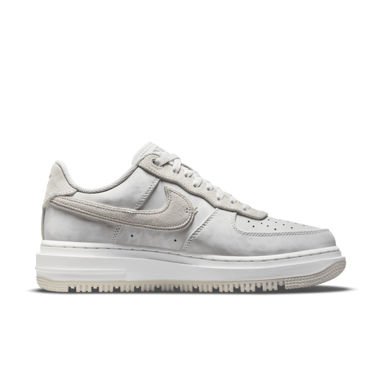 Nike air force 1 2025 luxe