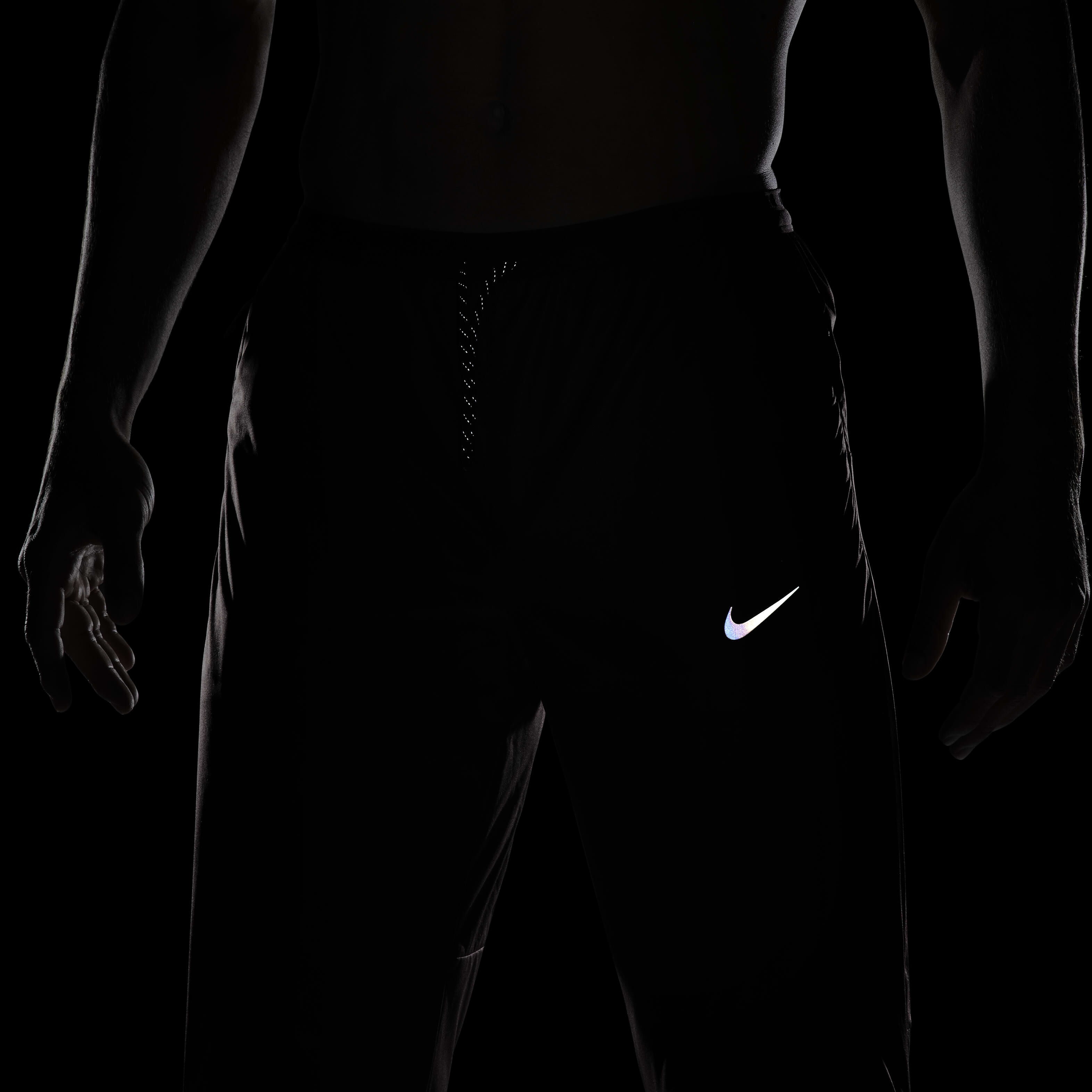 Nike Running Division Phenom image number 6