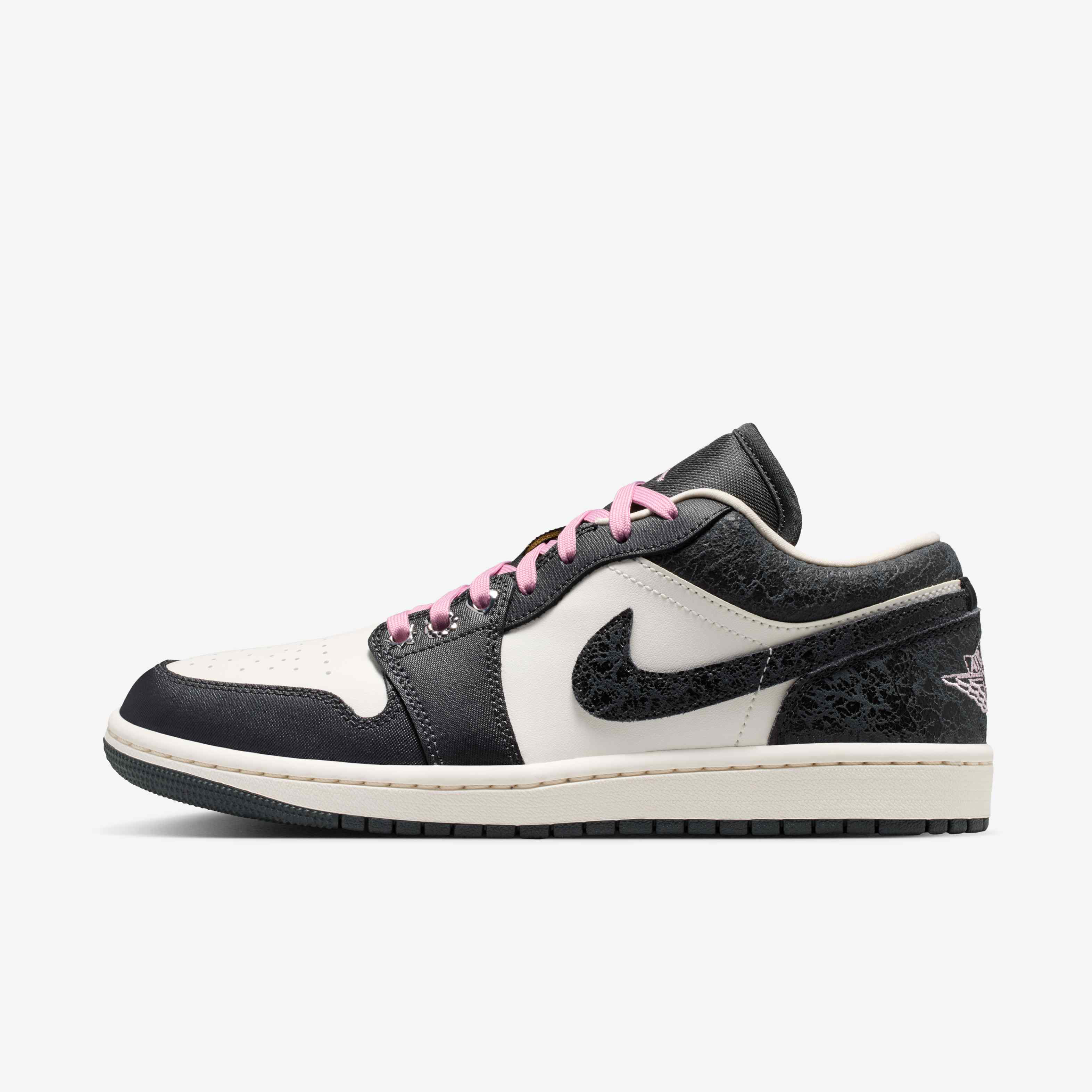 Air Jordan 1 Low SE image number 0