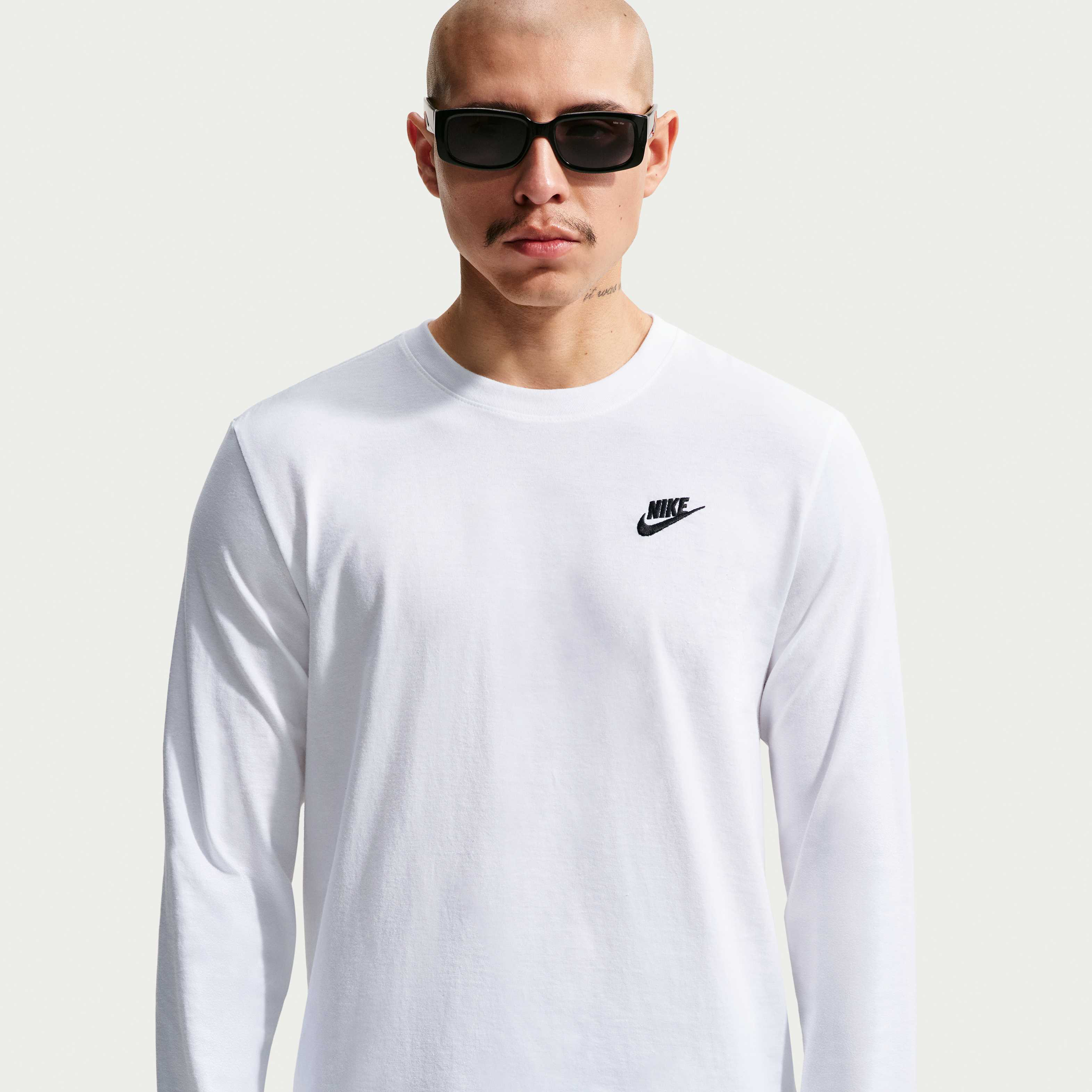Nike Sportswear Club image number 0