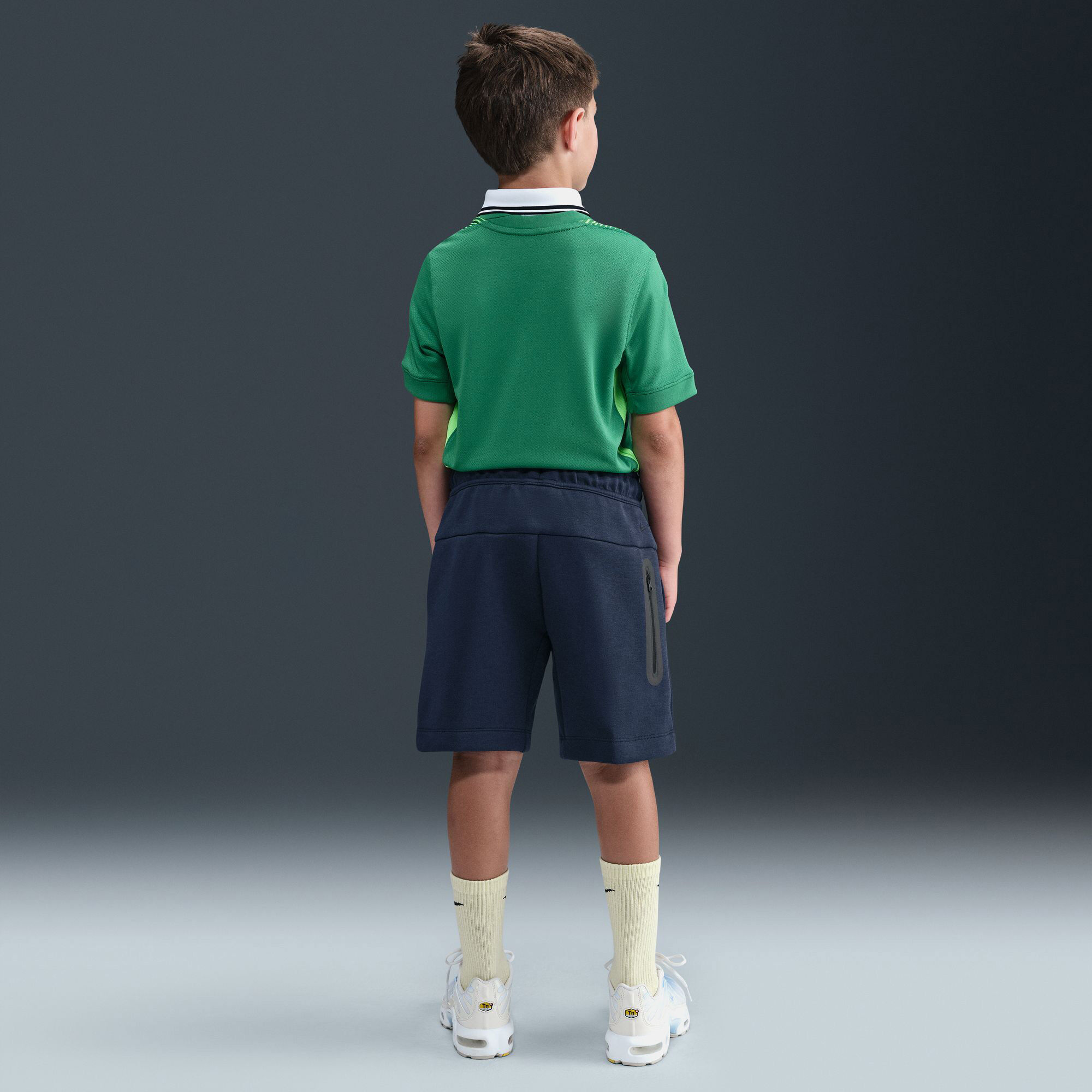Nike Sportswear Tech Fleece image number 2