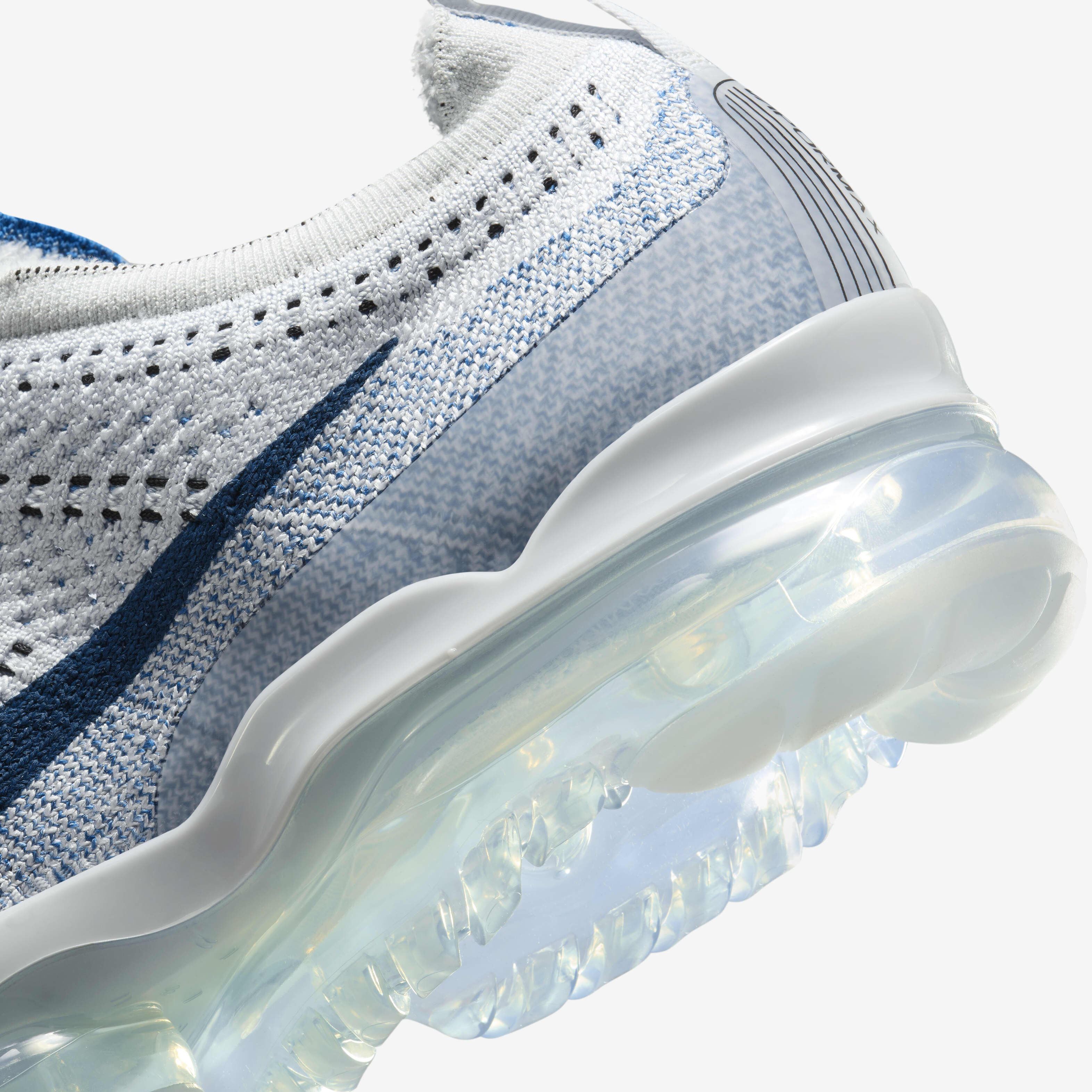 Blue mens vapormax shop