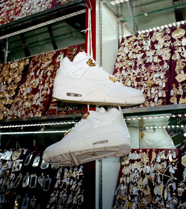 Air Jordan 4 Retro image number 6 Air Jordan 4 Retro image number 6