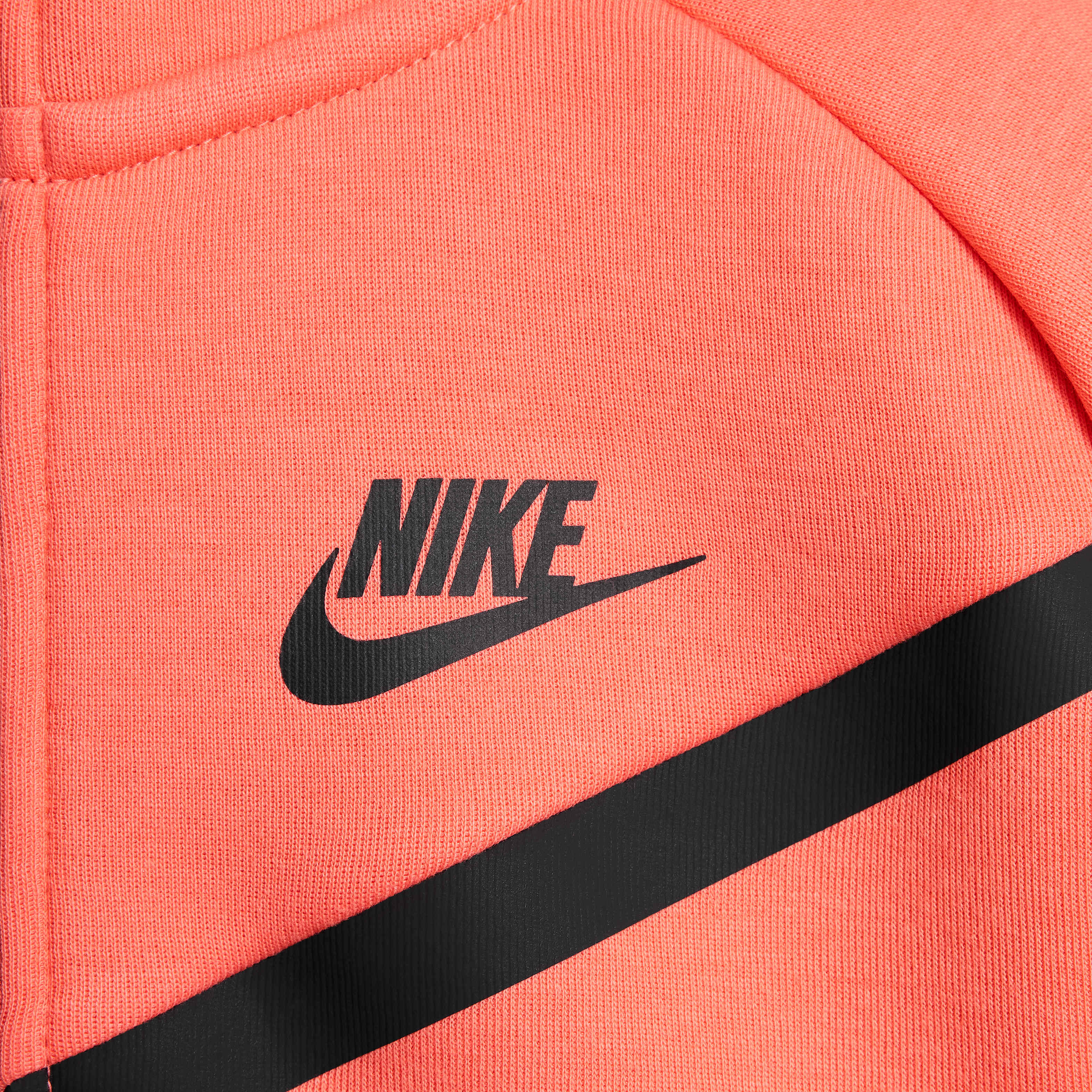 Nike Sportswear Tech Fleece image number 3