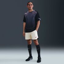 نايكي توتال 90