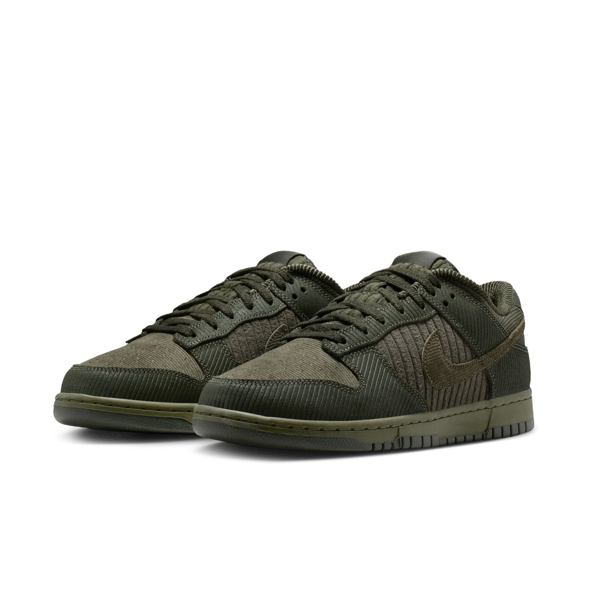Nike Dunk Low Retro Premium image number 2