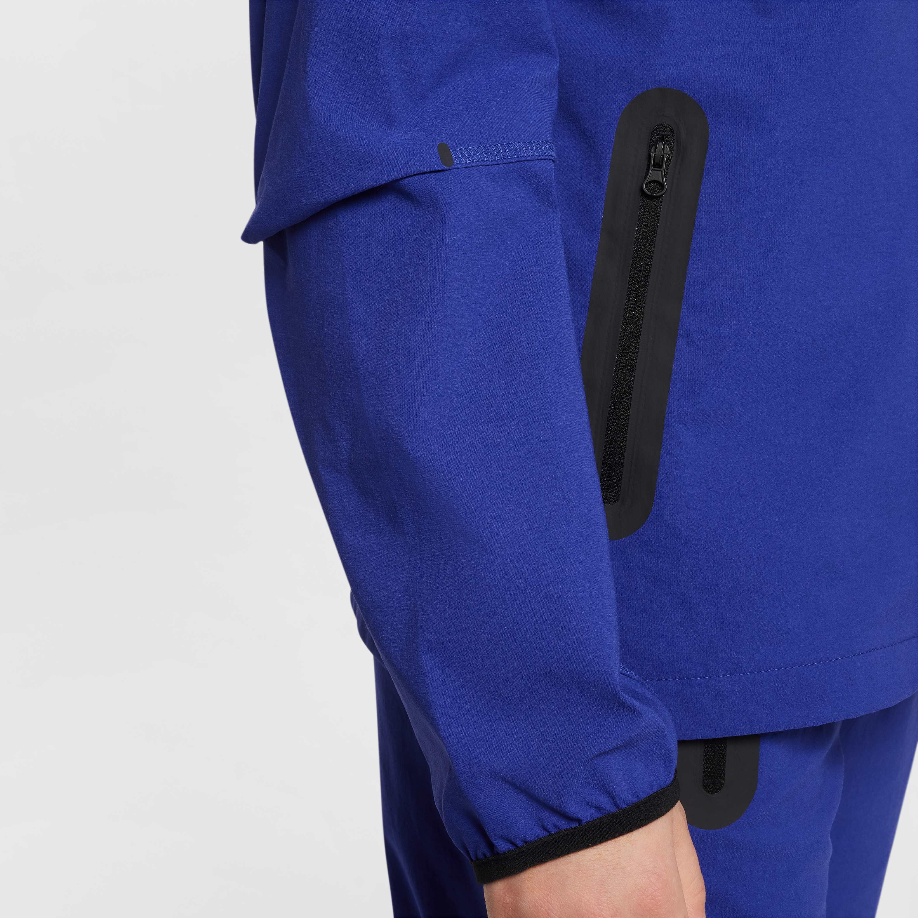 Nike Tech image number 4