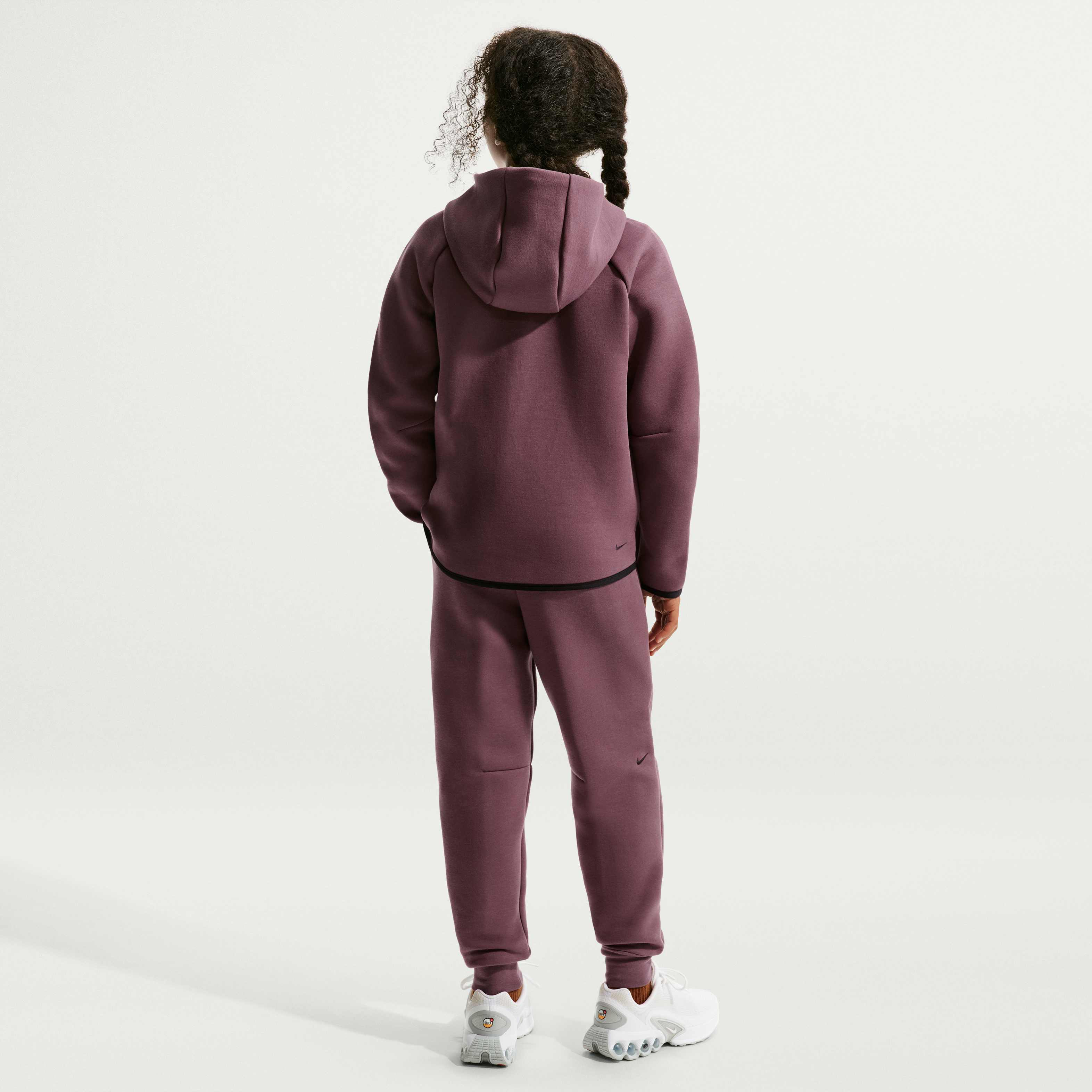 Nike Sportswear Tech Fleece image number 9
