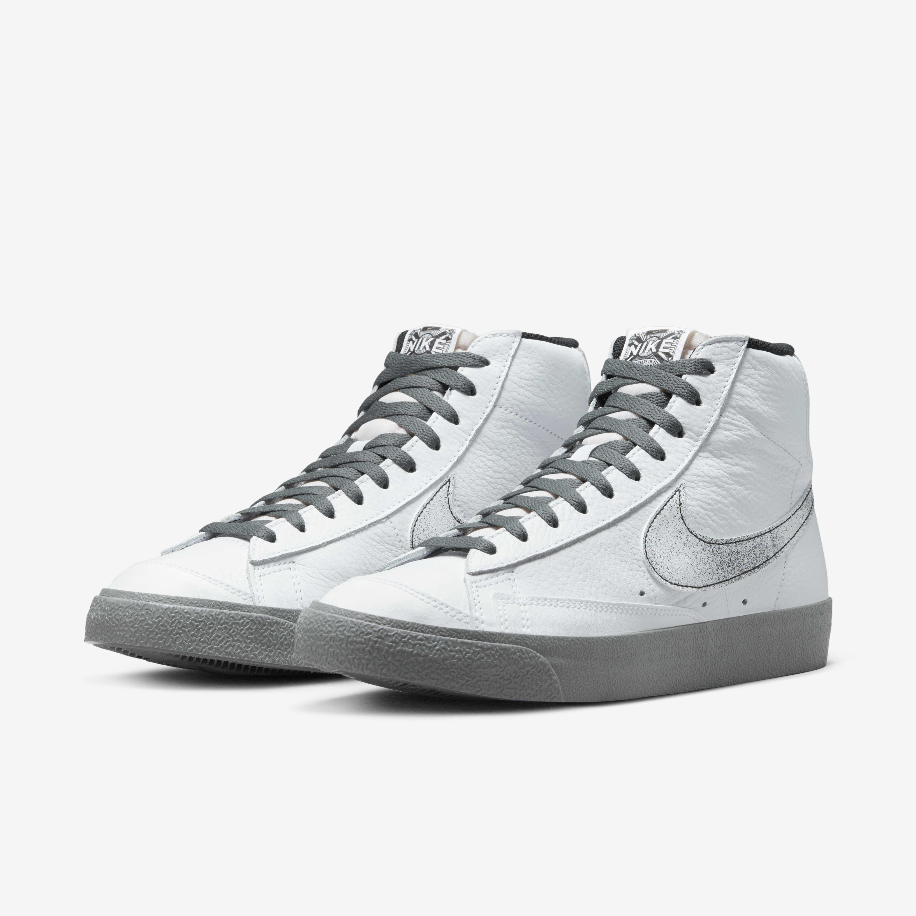 Nike Blazer Mid '77 image number 4